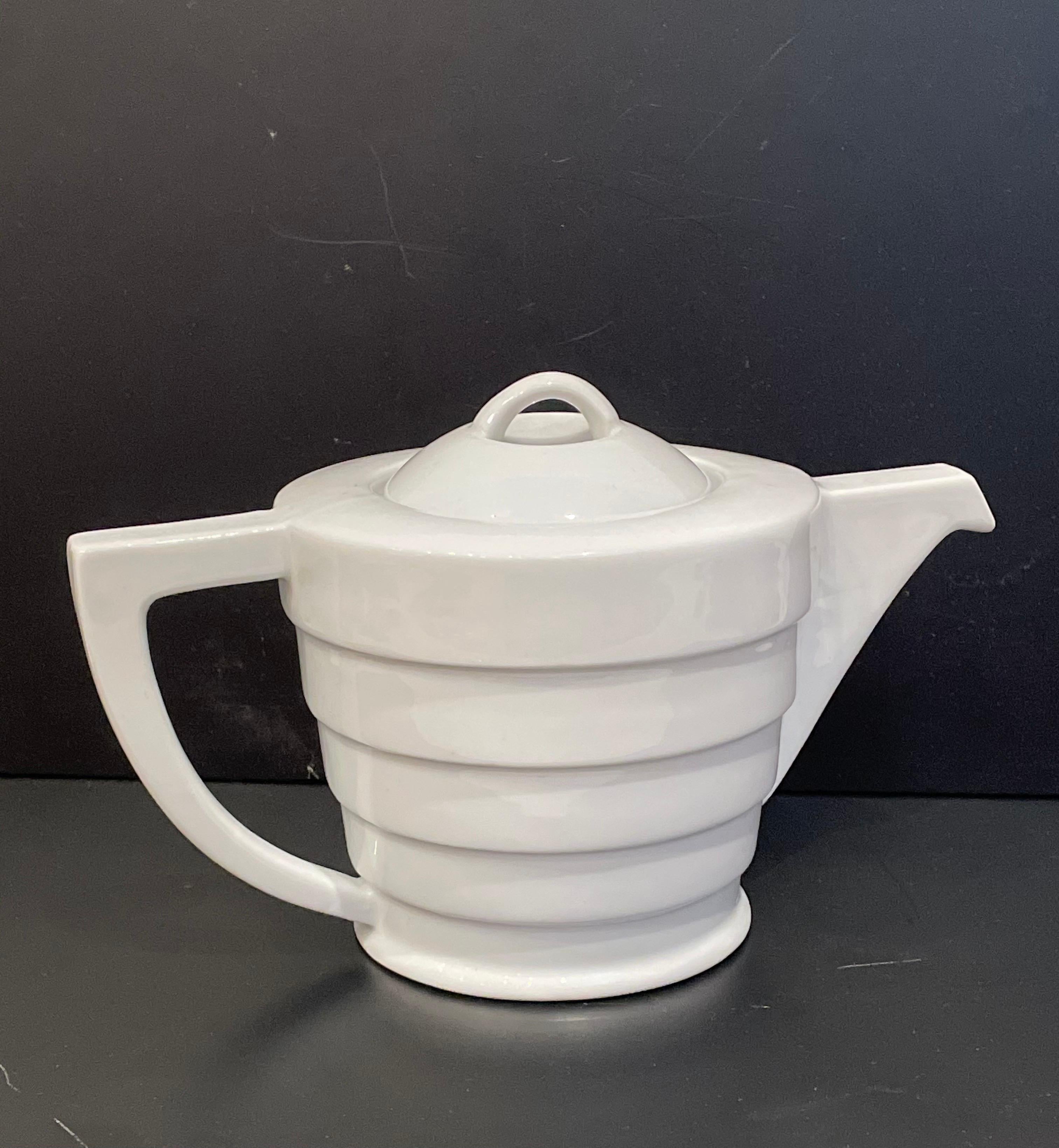 Mid-Century Modern Henriksen Guggenheim Frank Lloyd Wright Collection Teapot and Cups, Set for 2