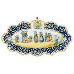 Piatto di maiolica francese Henriot Quimper