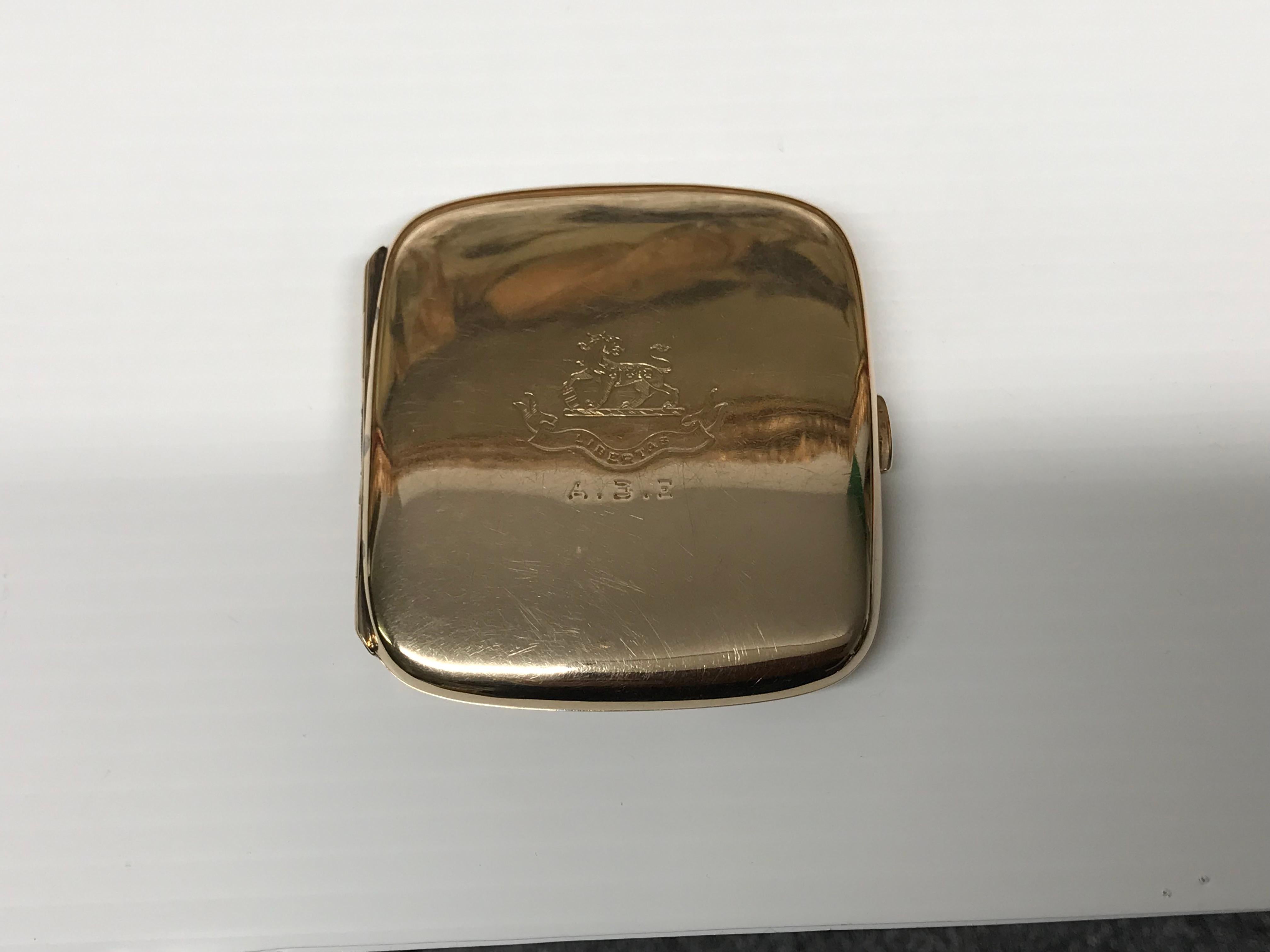 Edwardian 10k yellow gold cigarette case with rounded corners and top, made and stamped 