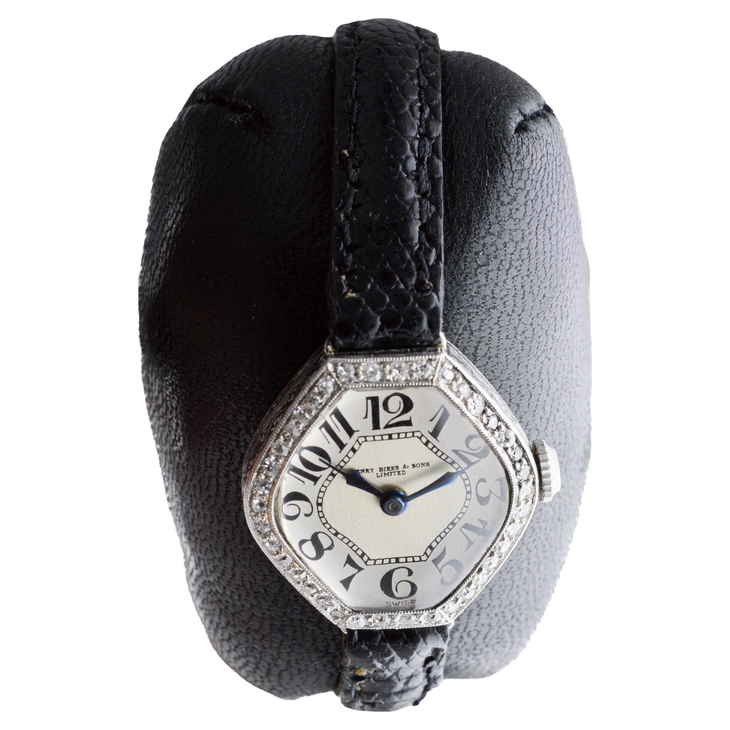 Donna Henry Birks & Son Orologio Art Deco da donna in platino con lunetta di diamanti, circa 1915 in vendita