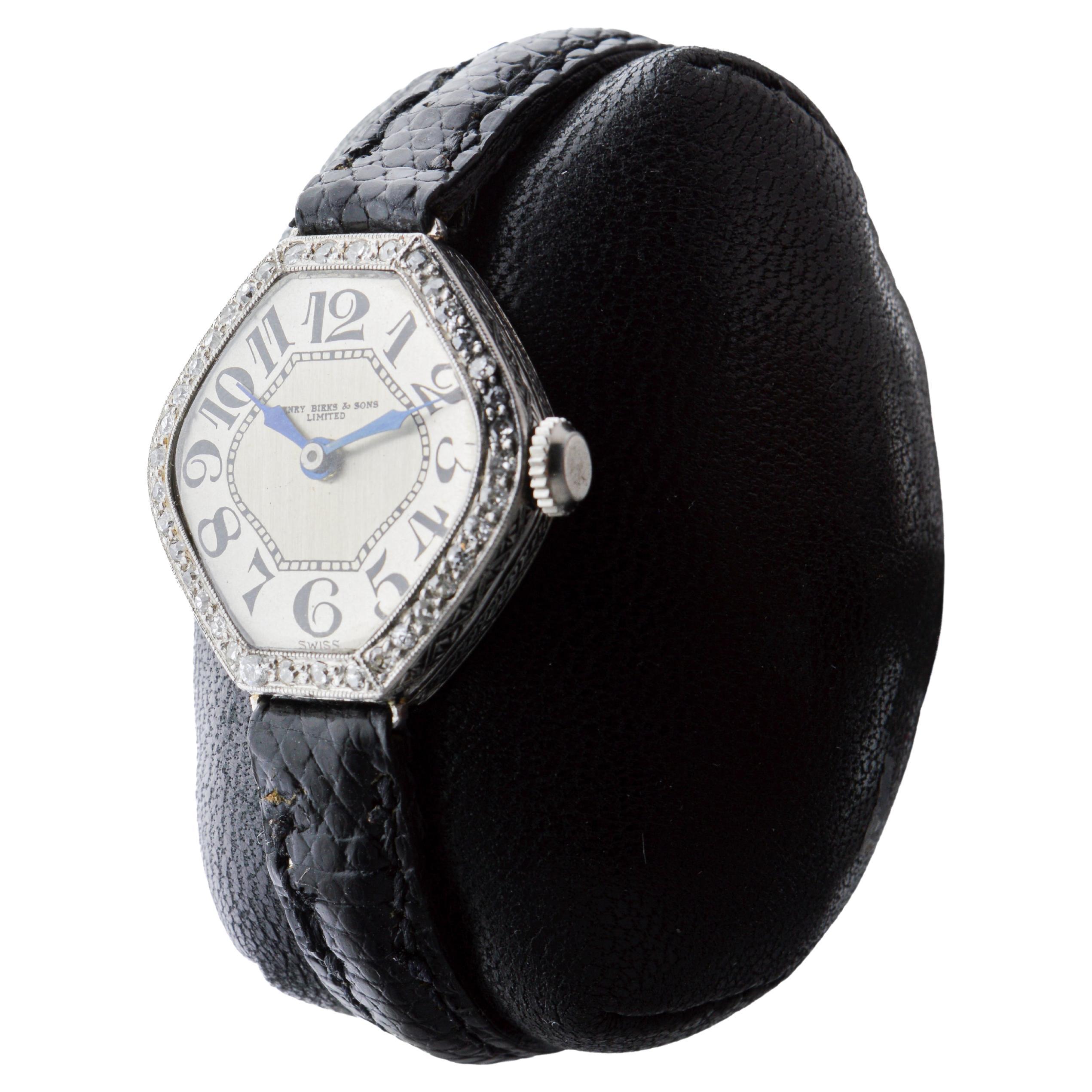 Henry Birks & Son Orologio Art Deco da donna in platino con lunetta di diamanti, circa 1915 in vendita 2