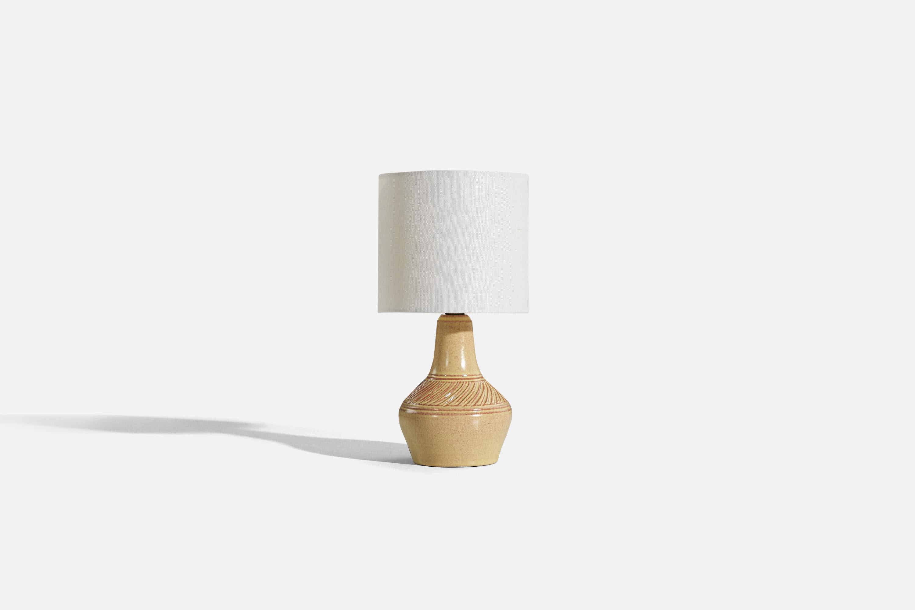 Mid-Century Modern Henry Brandi, Table Lamp, Cream-Glazed Stoneware, Vejbystrand Sweden, 1960s For Sale