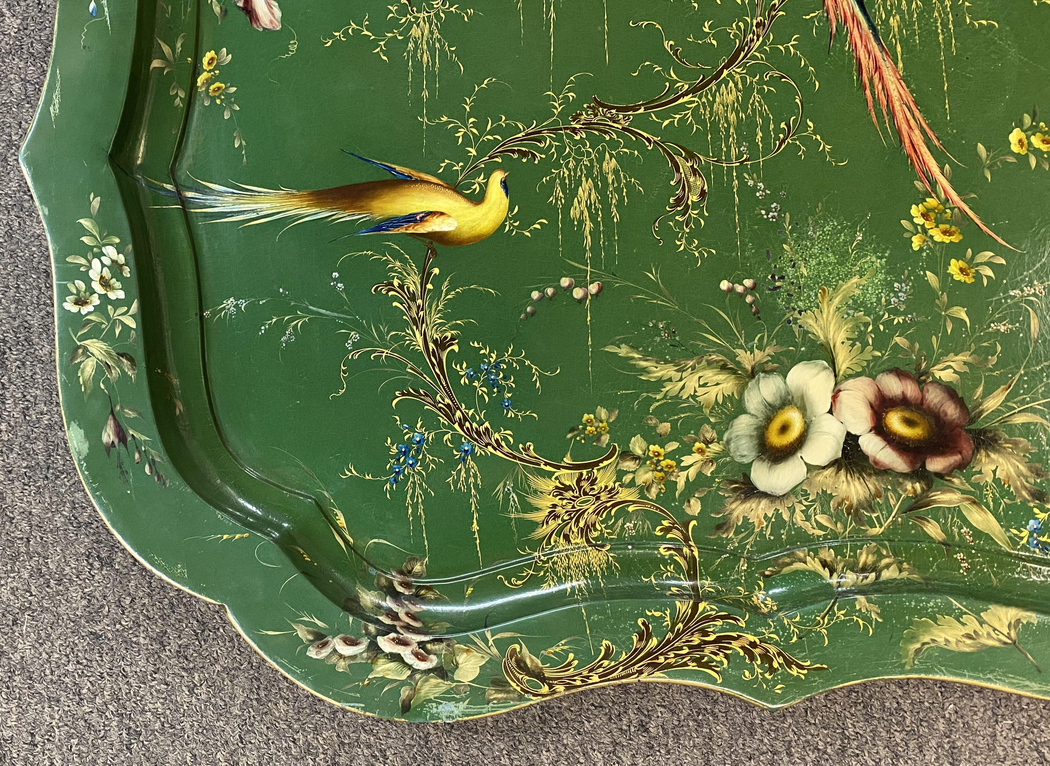 Henry Clay Englisches handbemaltes Pappmaché-Tablett mit Vögeln und Blättern um 1820 im Zustand „Gut“ im Angebot in Milford, NH