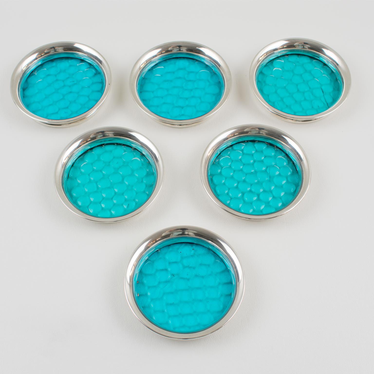 Elegant modernist barware set of six wine or cocktail coasters, made by Henry Clifford Davis, Birmingham, England. Minimalist round shape with sterling silver rim and decorative blue 