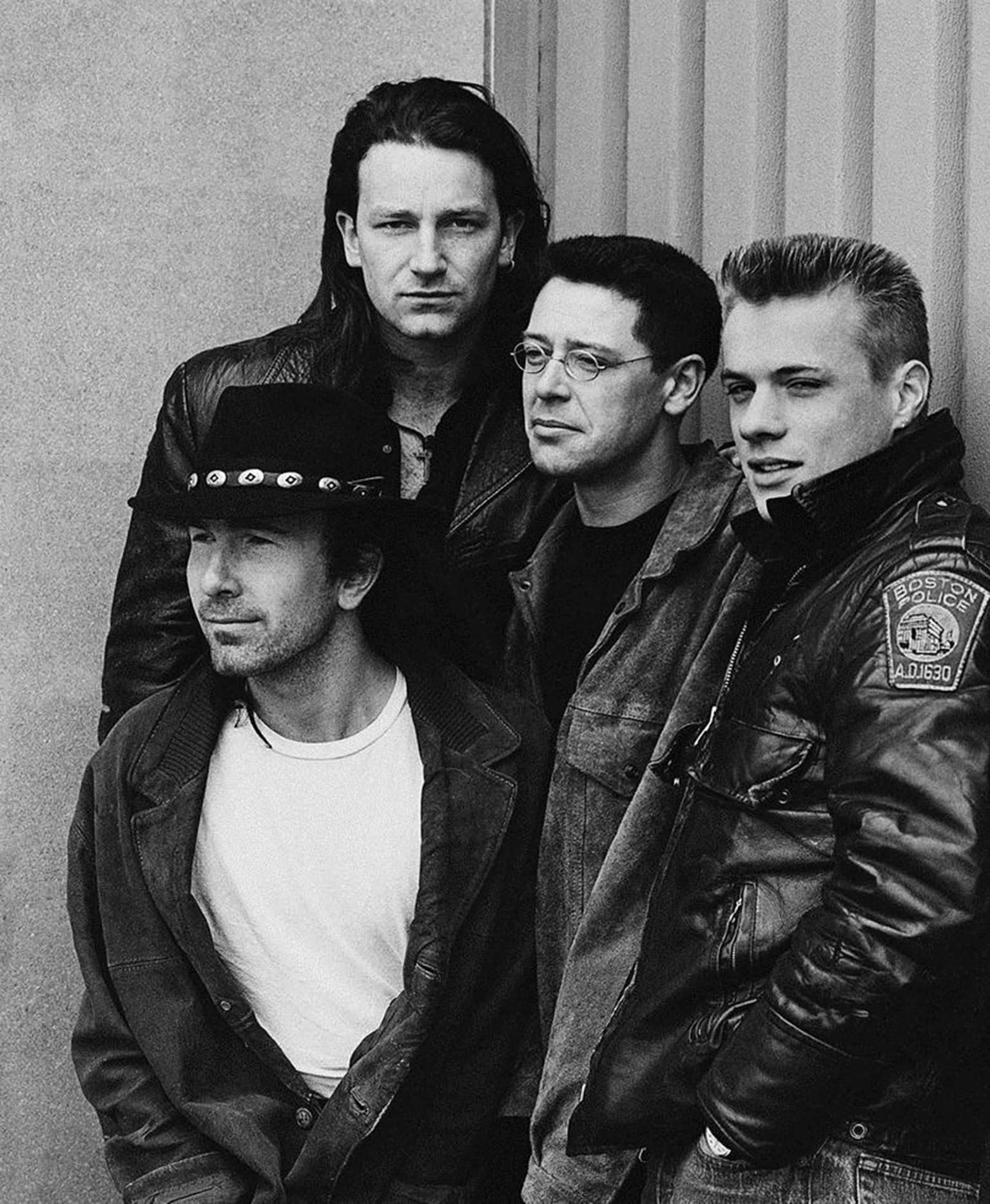 Colm Henry Black and White Photograph – U2, Belfast, Irland, 1987