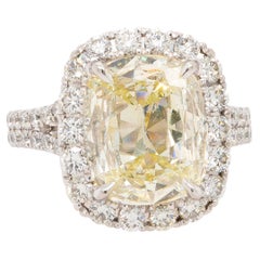 Anillo de diamantes en platino Henry Daussi