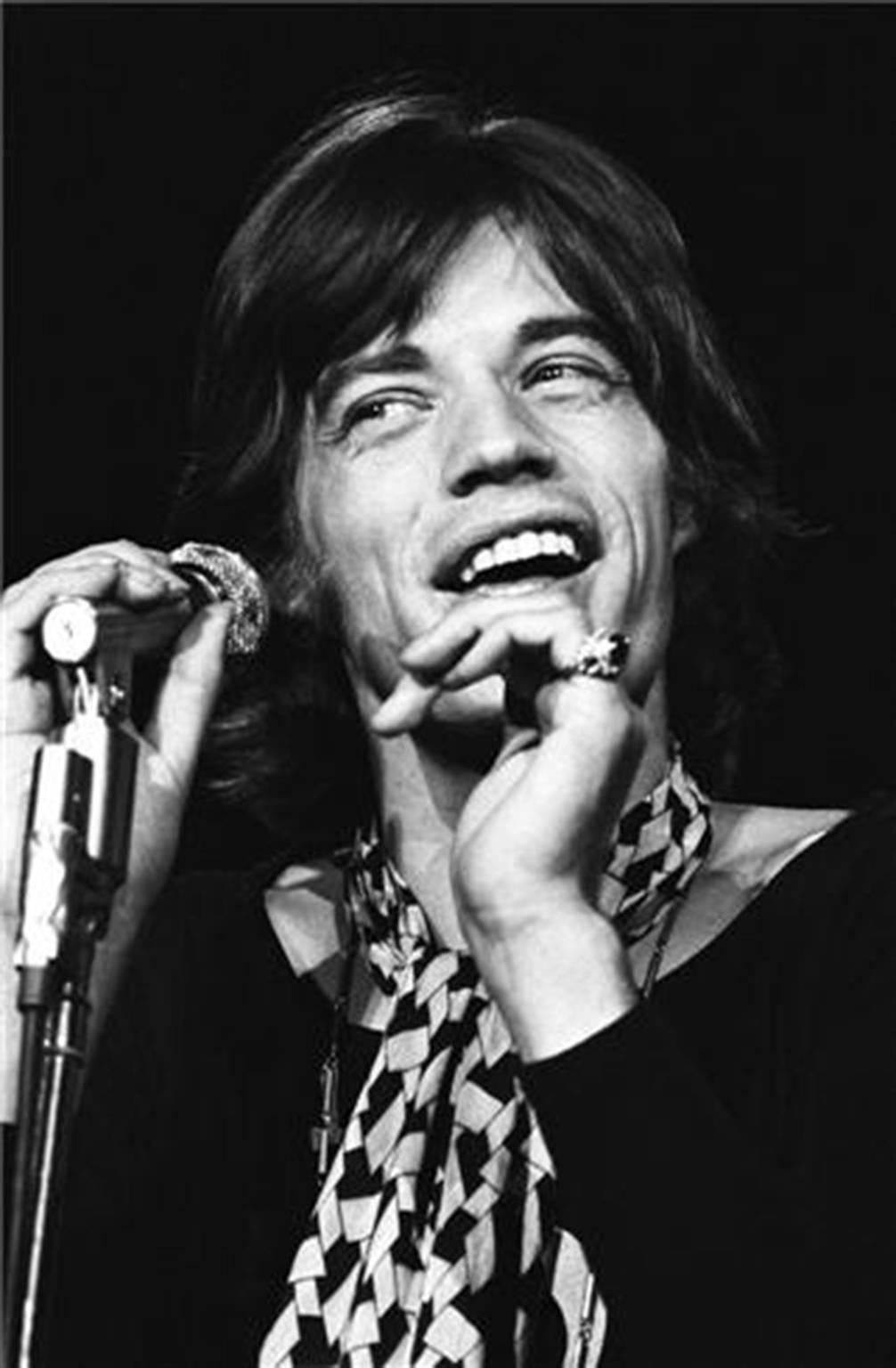 Henry Diltz Portrait Photograph - Mick Jagger, Hollywood, CA, 1969
