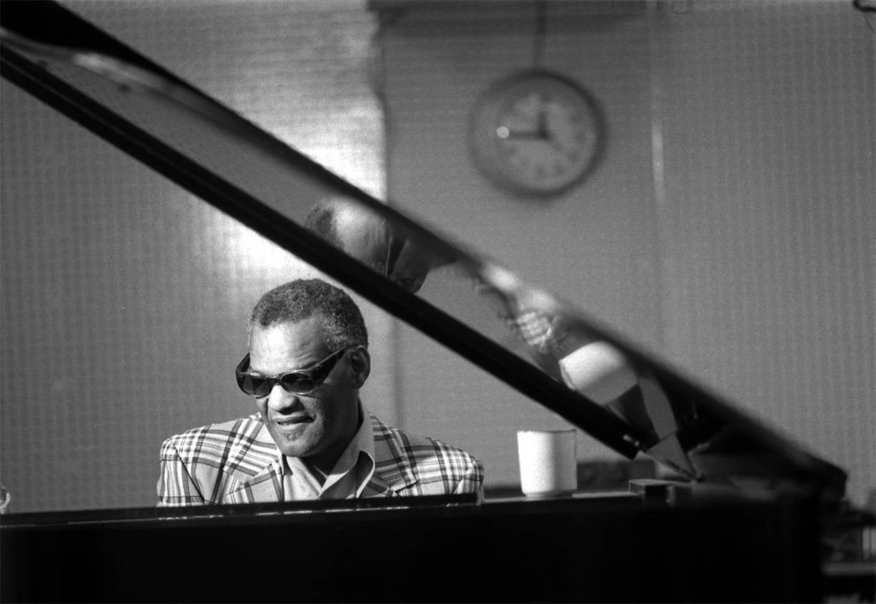 Henry Diltz Black and White Photograph - Ray Charles, Los Angles, CA, 1980