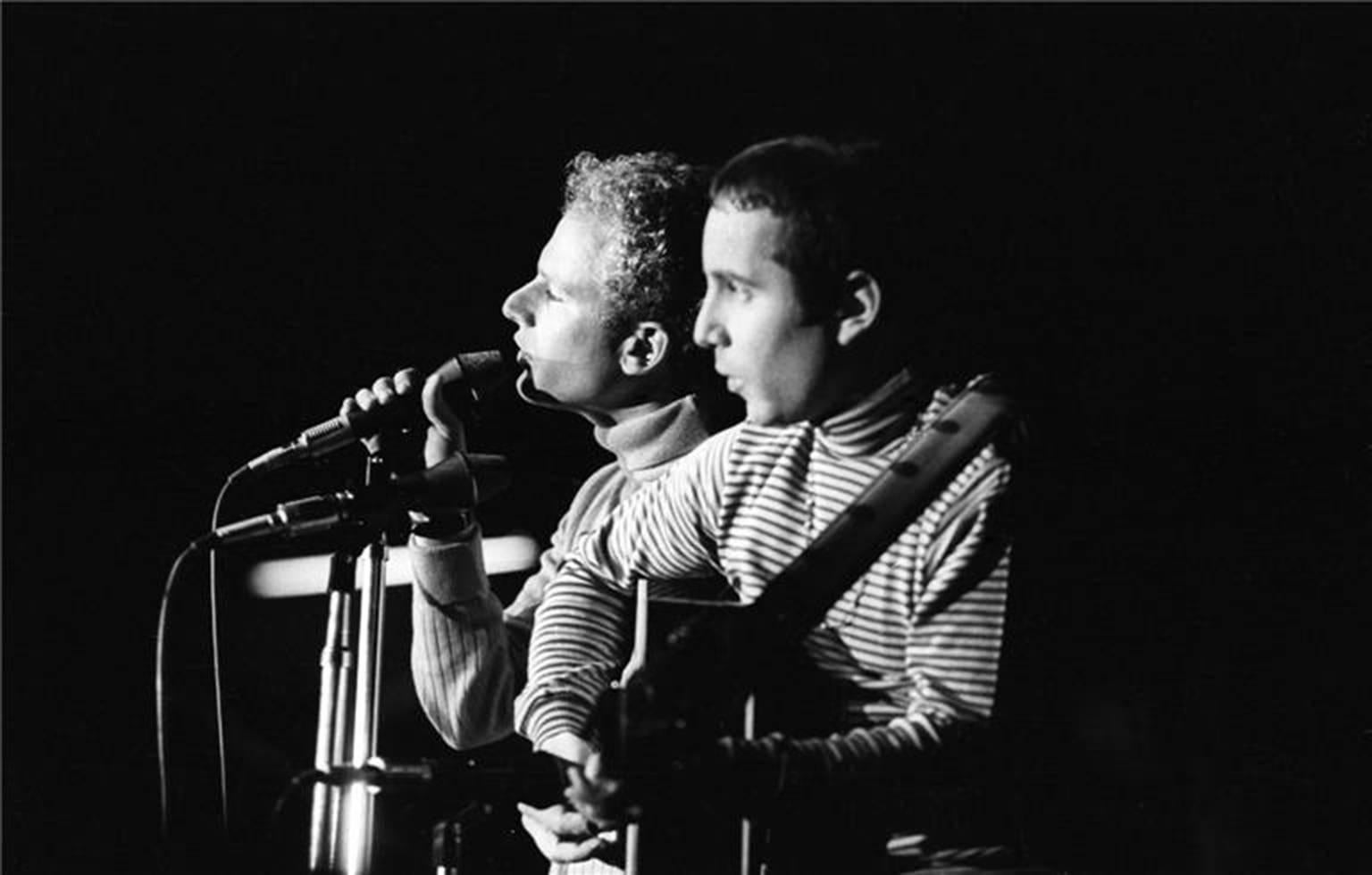 Henry Diltz Black and White Photograph - Simon & Garfunkel, Monterey, CA 1967