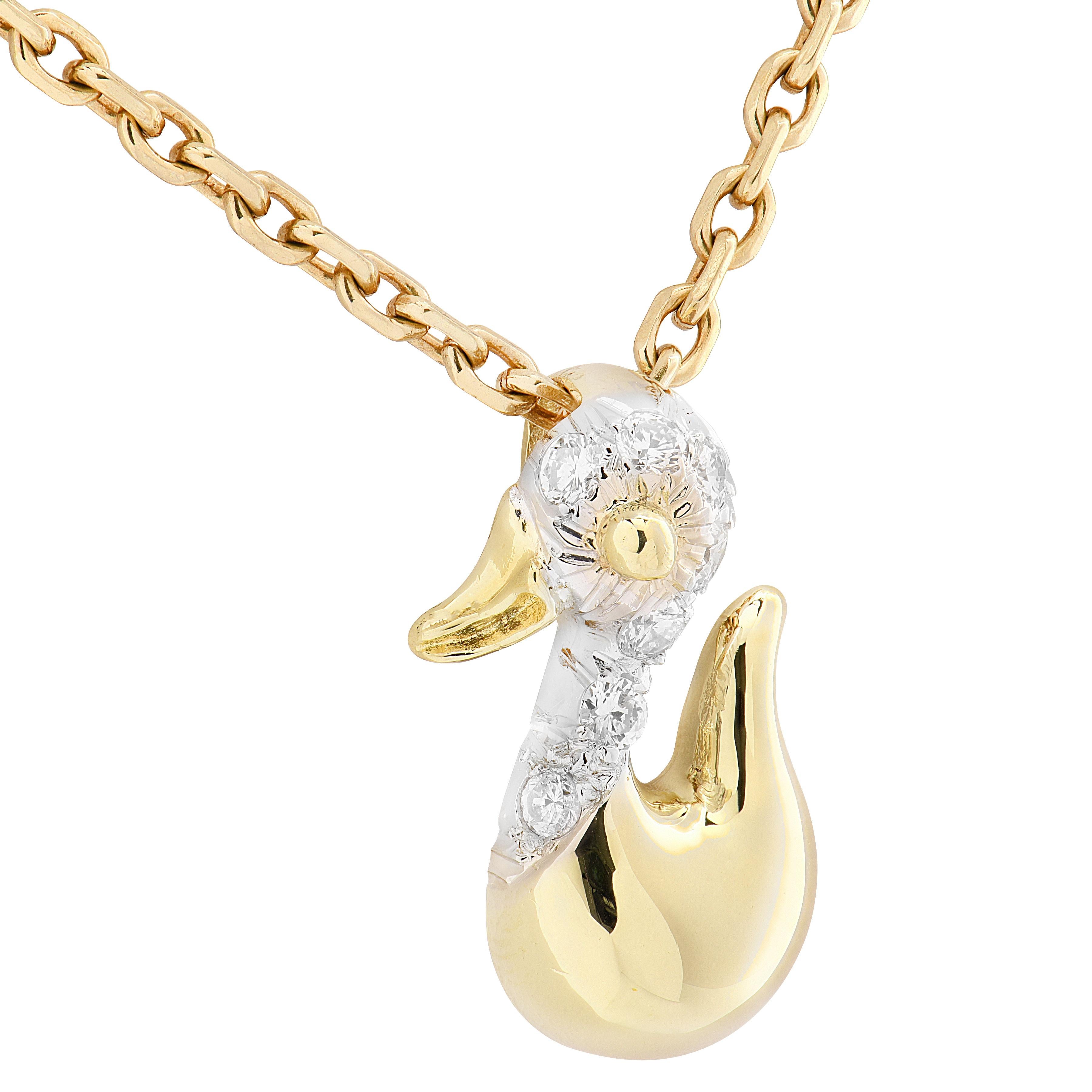 Taille ronde Collier canard à diamants de 0,10 ct Henry Dunay en vente