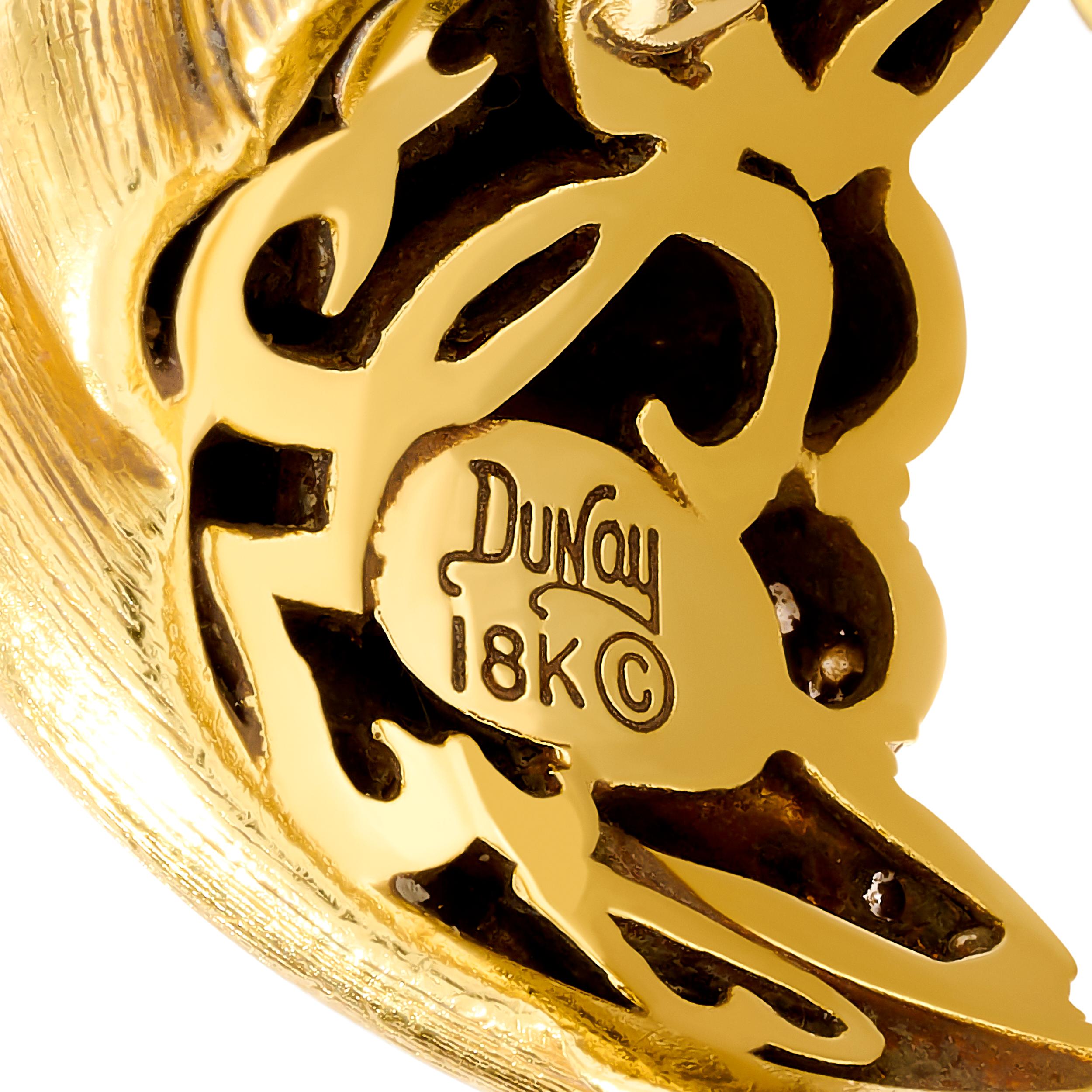 Henry Dunay 18 Karat Yellow Brushed Gold Diamond Swirl Ring In Excellent Condition For Sale In Philadelphia, PA