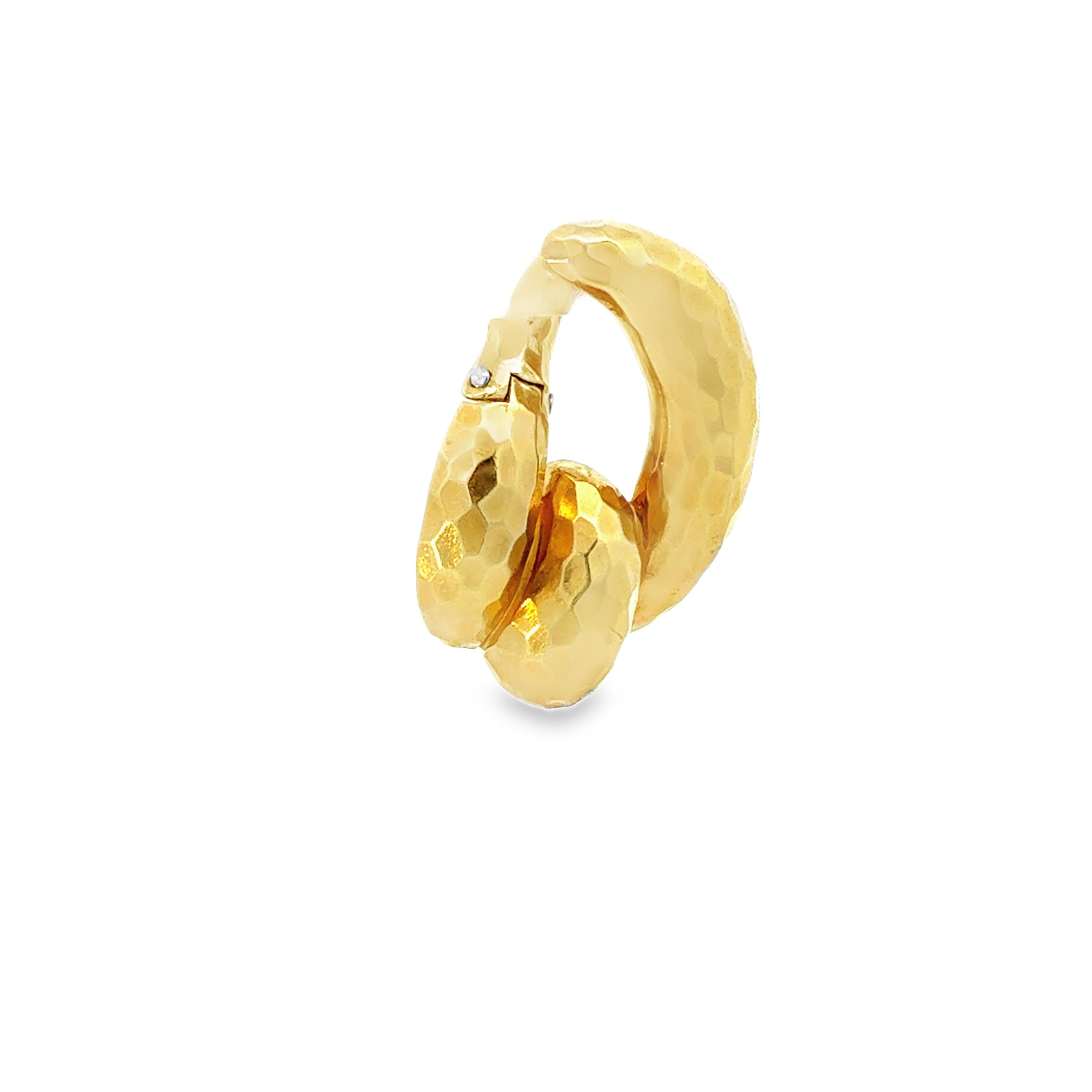 Boucles d'oreilles à pince en or jaune 18 carats Henry Dunay Excellent état - En vente à Beverly Hills, CA