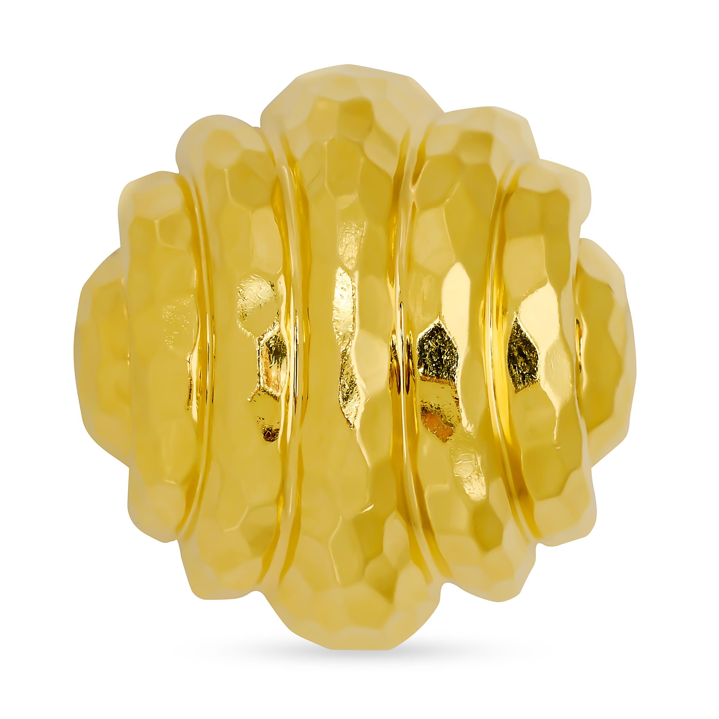 Women's Henry Dunay 18 Karat Yellow Gold Hammered Texture Ridge Earrings (Clip-On) For Sale