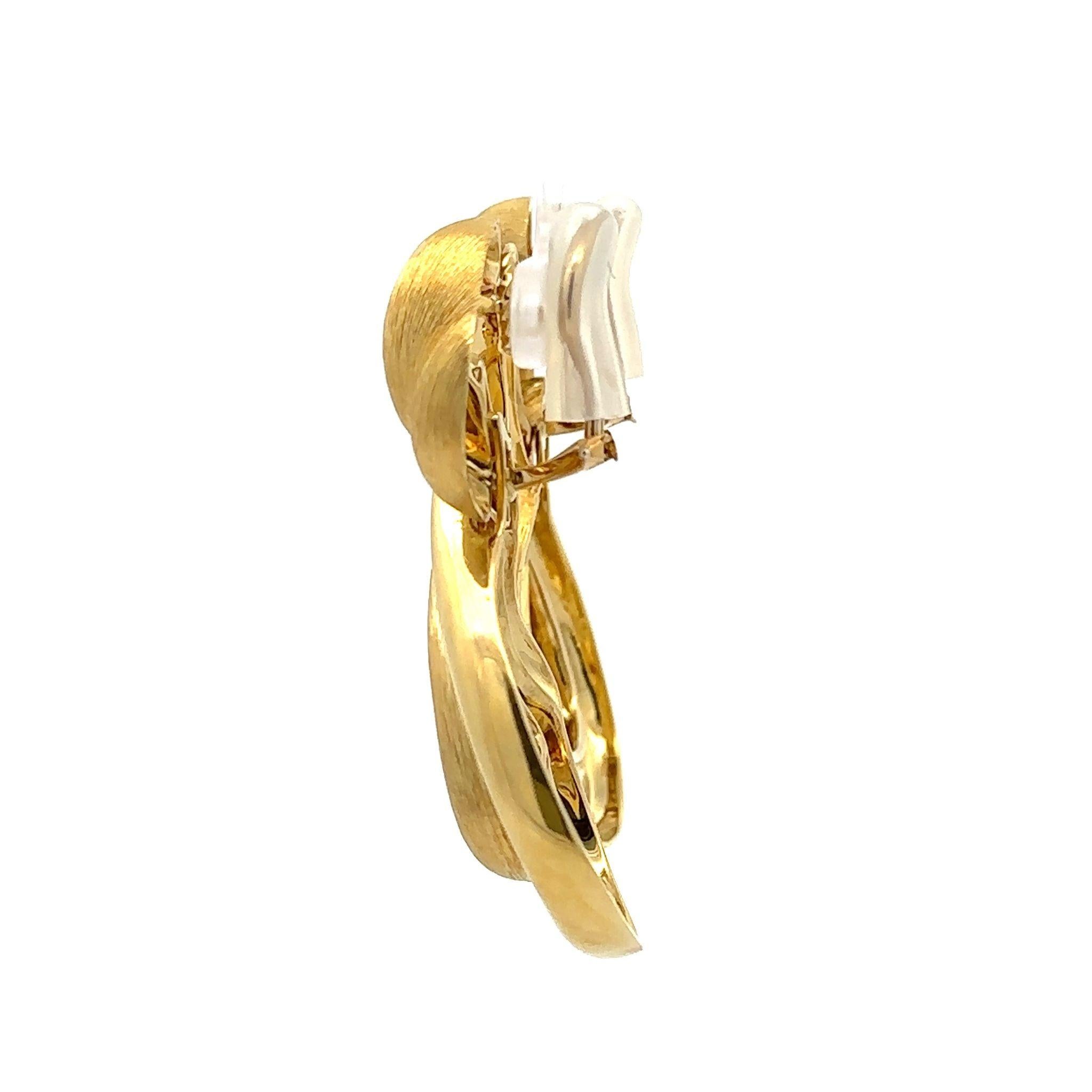 Contemporary Henry Dunay 18K Gold Doorknocker Earrings For Sale
