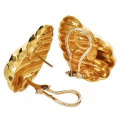 Orecchini a clip stile gambero in oro 18 carati di Henry Dunay