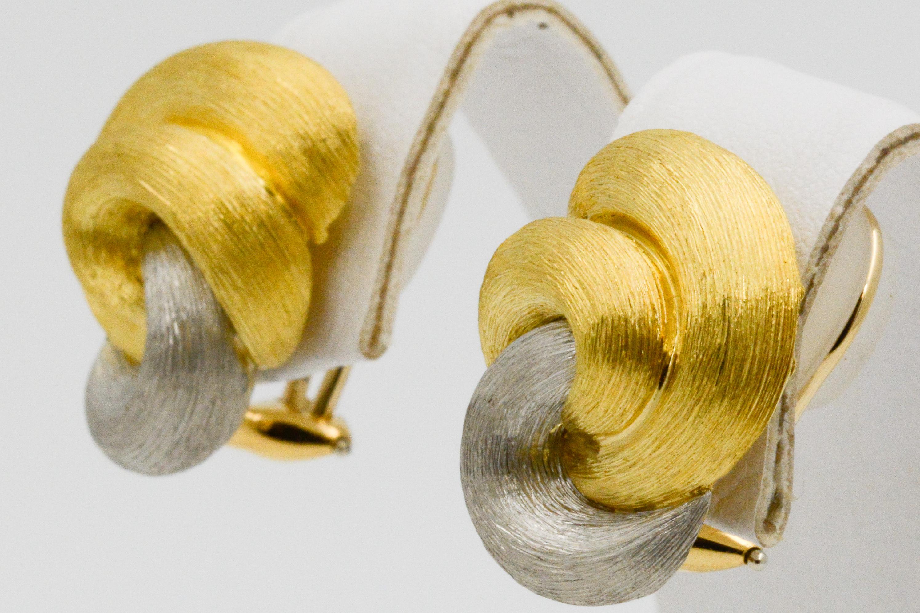 Modern Henry Dunay 18 Karat Yellow and White Gold Satin Knots