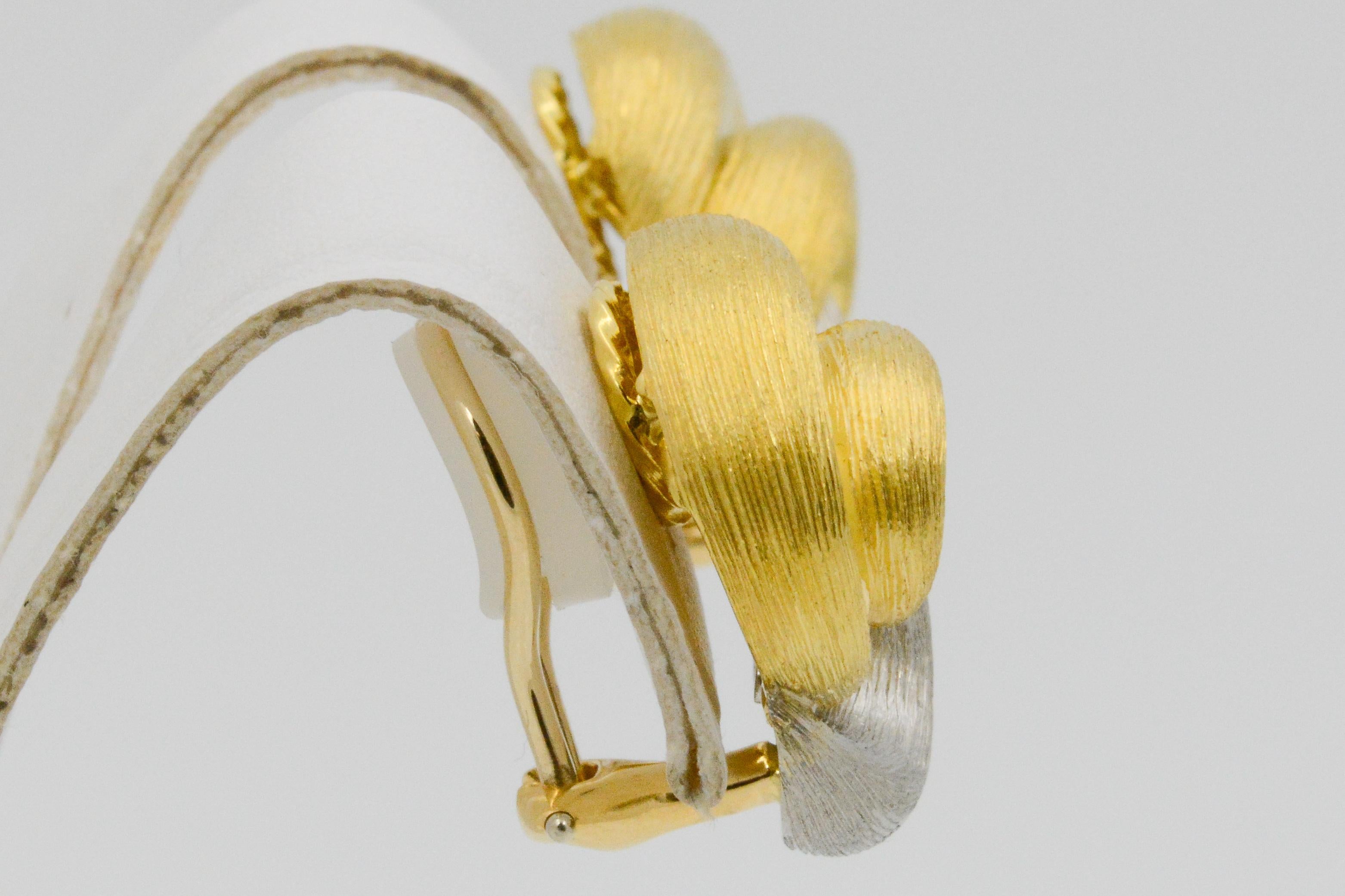 Henry Dunay 18 Karat Yellow and White Gold Satin Knots In Good Condition In Dallas, TX
