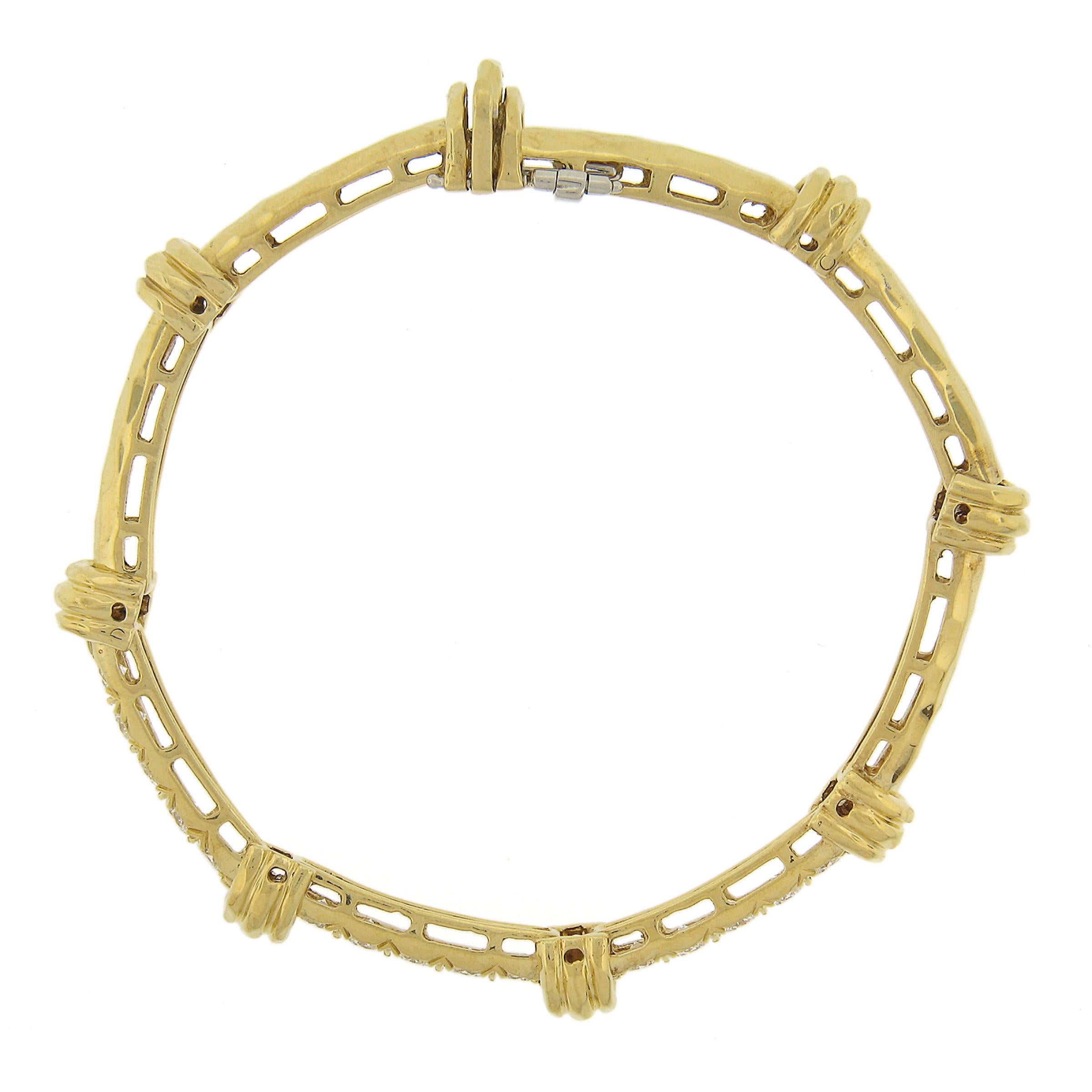 Women's or Men's Henry Dunay 18K Yellow Gold 2.10ct Diamond Hammered Finish Section Link Bracelet For Sale