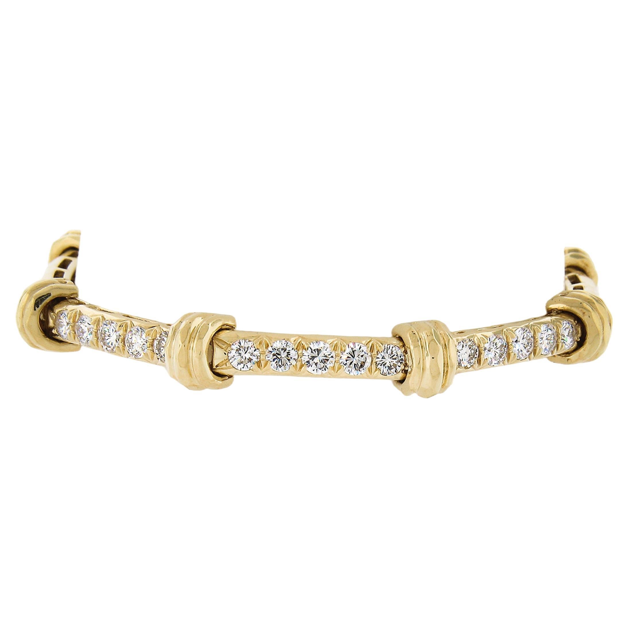 Henry Dunay 18K Yellow Gold 2.10ct Diamond Hammered Finish Section Link Bracelet For Sale