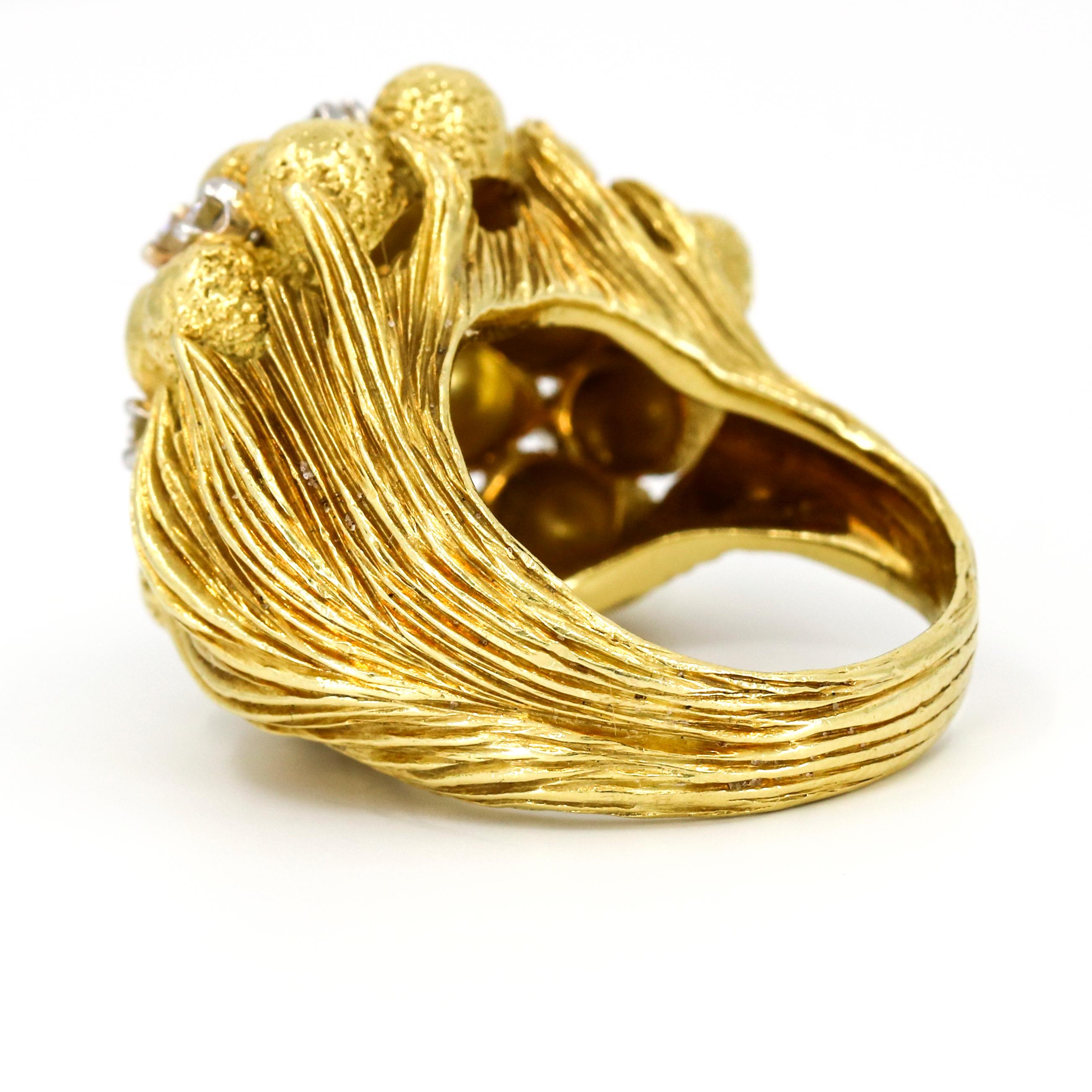 Henry Dunay 18 Karat Yellow Gold Diamond Statement Ring For Sale 1