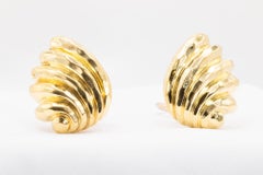 Henry Dunay 18k Yellow Gold Hammered and Ribbed Clip-On Earrings