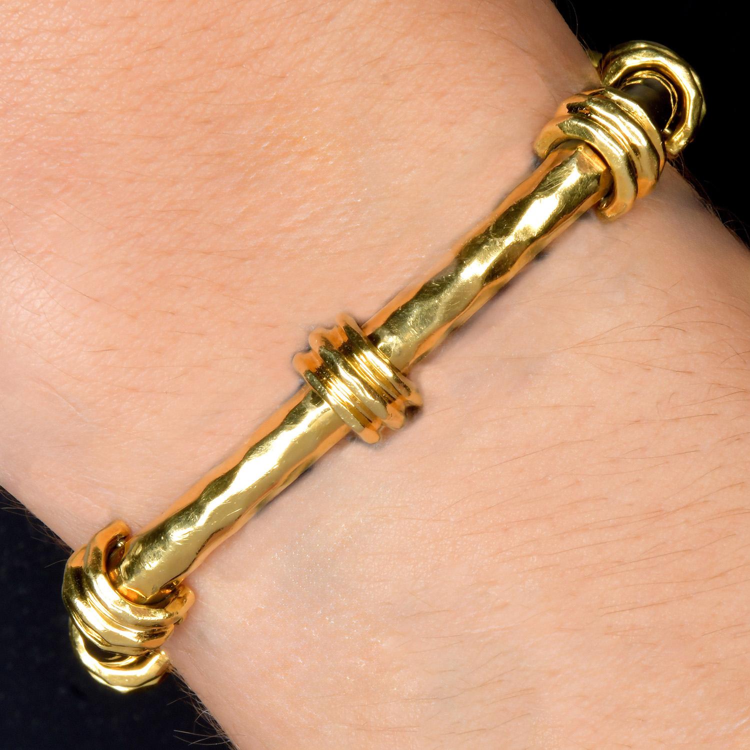 Bracelet à maillons en bambou martelé en or jaune 18K de Henry Dunay en vente 5