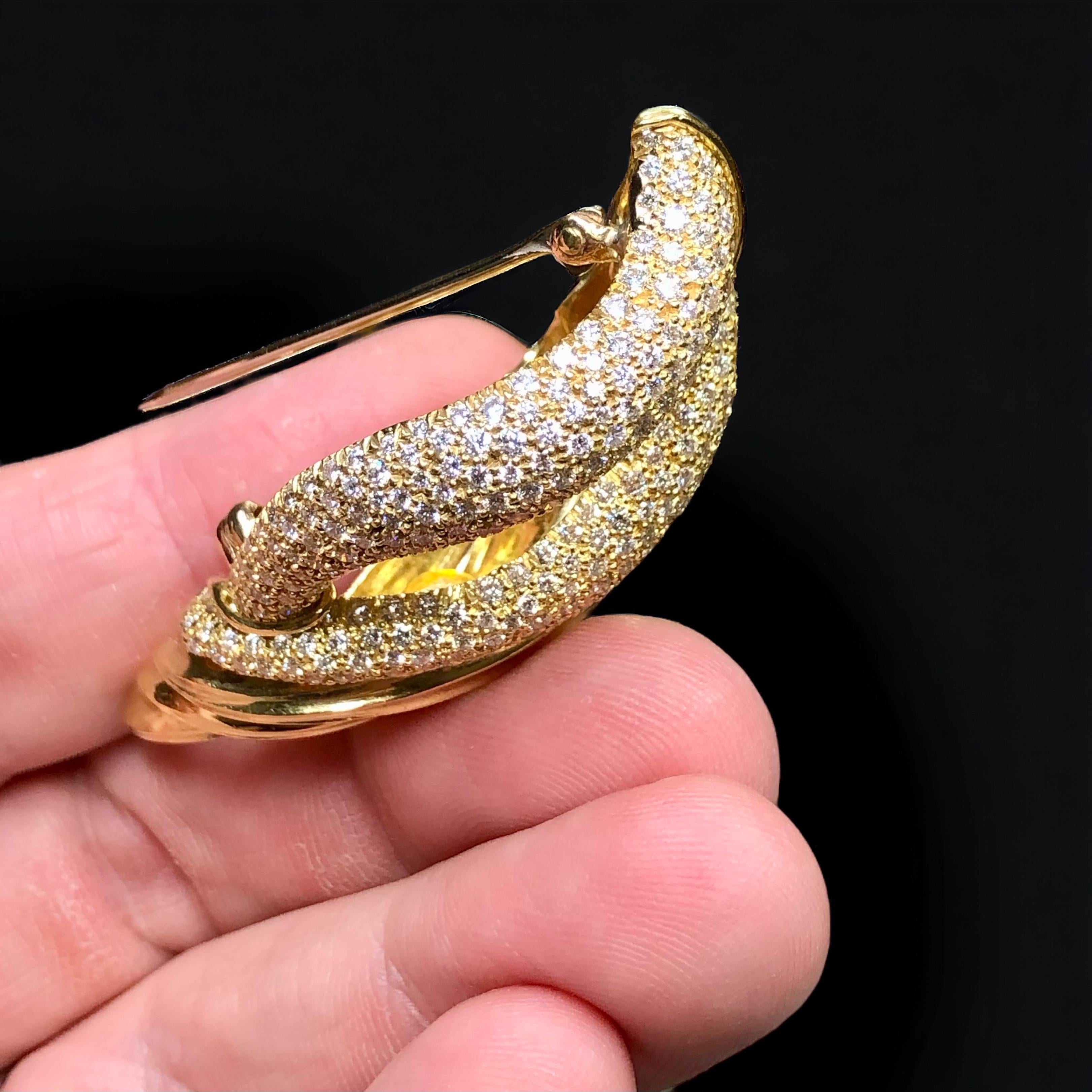 HENRY Dunay, spilla in oro giallo 18 carati con pavé di diamanti aperto e testurizzato 4ctw F Vs in vendita 5