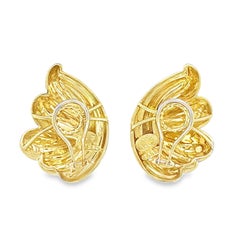 Henry Dunay 18K Yellow Gold Sabi Finish Ear Clips, Vintage 1970s Sculptural