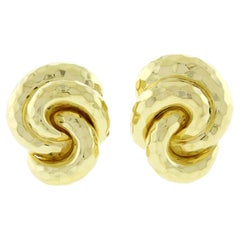Henry Dunay 18kt Gold Hammered Swirl Earrings