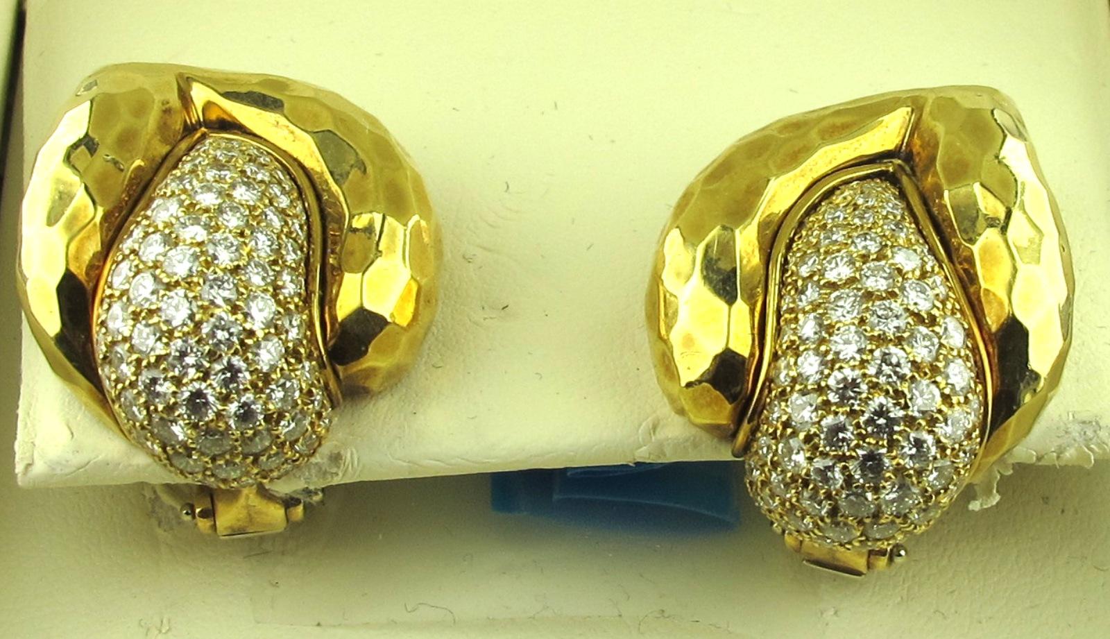 Henry Dunay 18 Karat Yellow Gold and Diamond Earrings (Rundschliff)