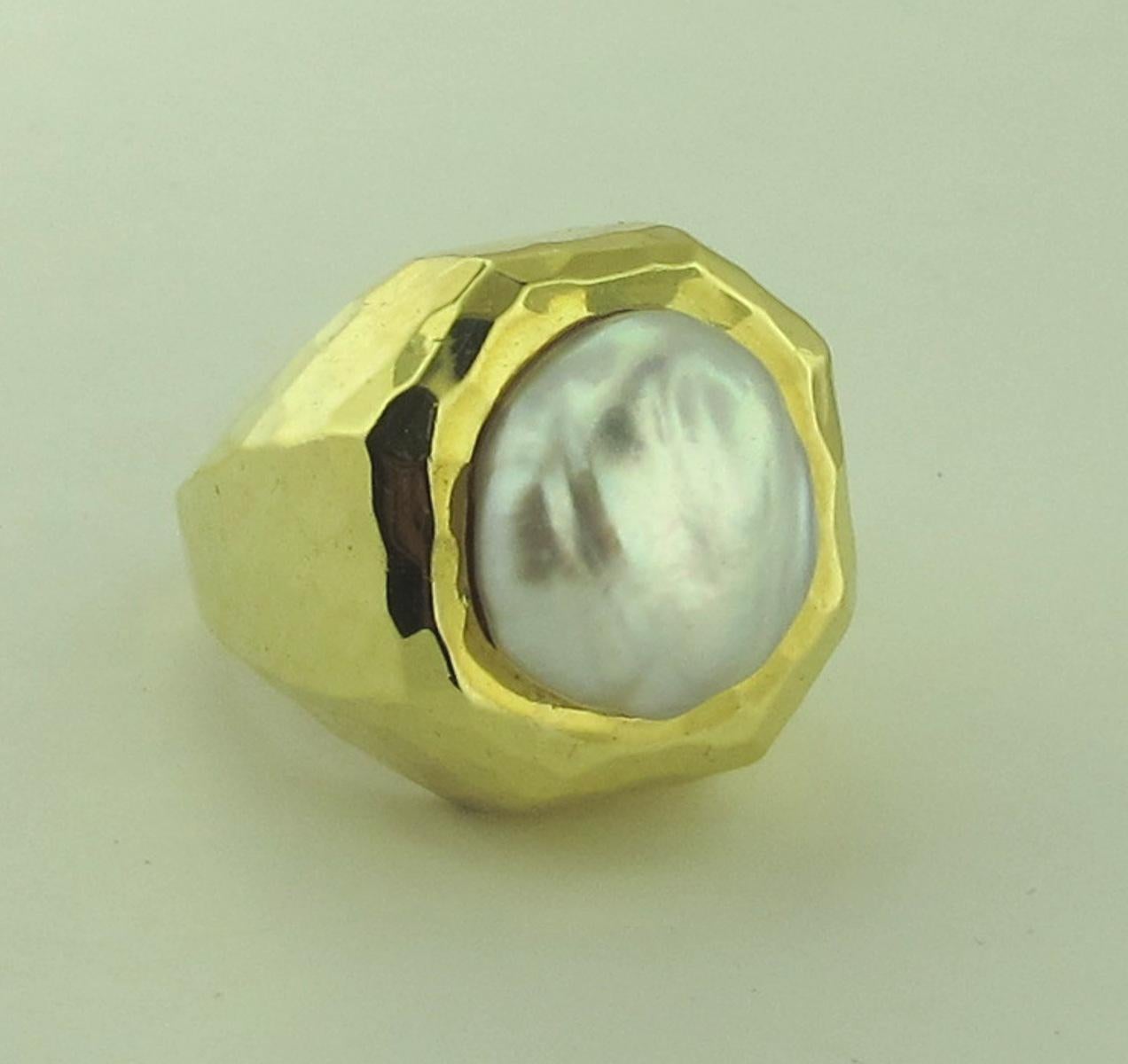 Henry Dunay 18 Karat yellow gold and South Sea Pearl Ring 2