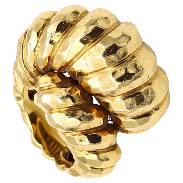 Henry Dunay 1970 New York Cocktail Knot Ring in Solid Faceted 18Kt Yellow Gold