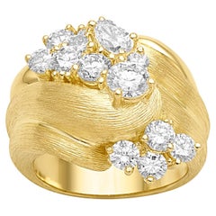 Retro Henry Dunay 1980s 18k Yellow Gold Diamond Knot Ring