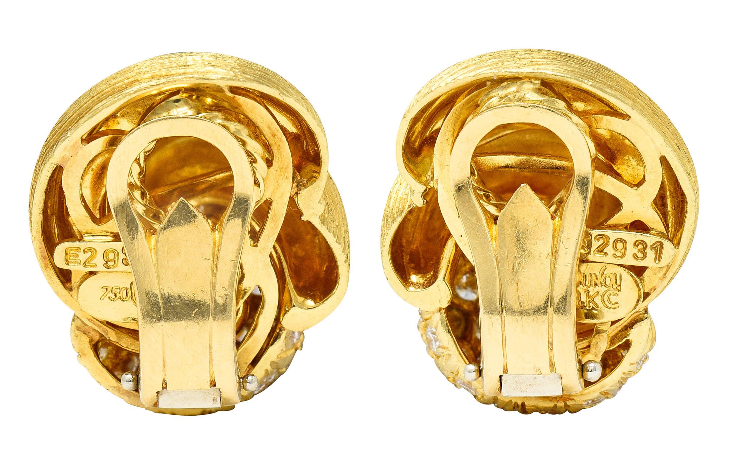 Henry Dunay 2.00 Carats Diamond 18 Karat Gold Sabi Ear-Clip Earrings In Excellent Condition In Philadelphia, PA