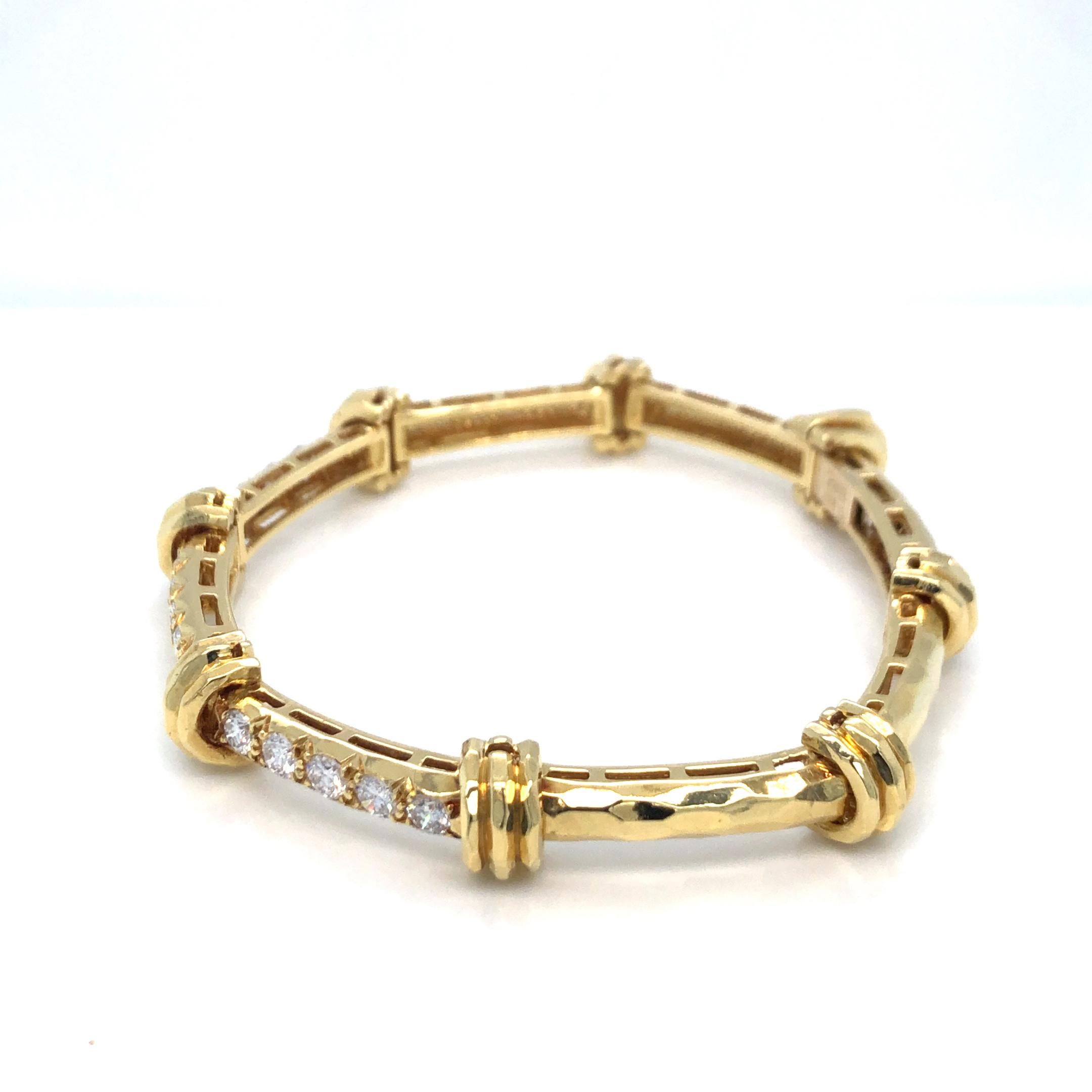 Round Cut Henry Dunay 2ct Diamond Bamboo Bracelet 18K Yellow Gold For Sale