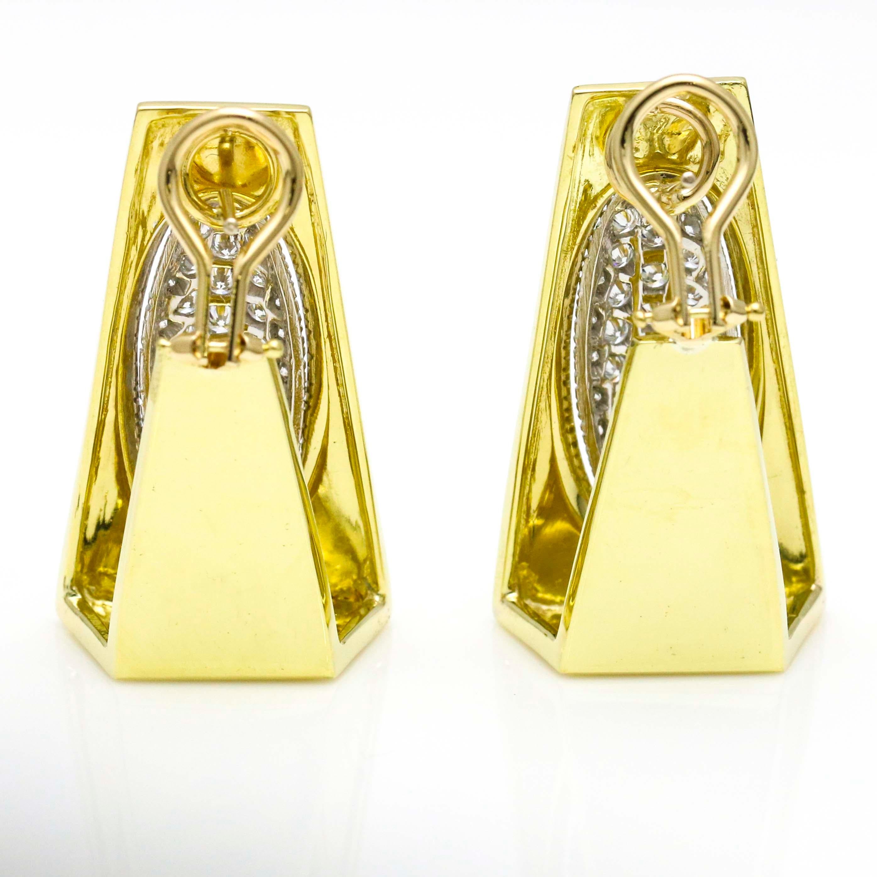 Retro Henry Dunay 3.00 Carat Diamond 18 Karat Yellow Gold Earrings For Sale