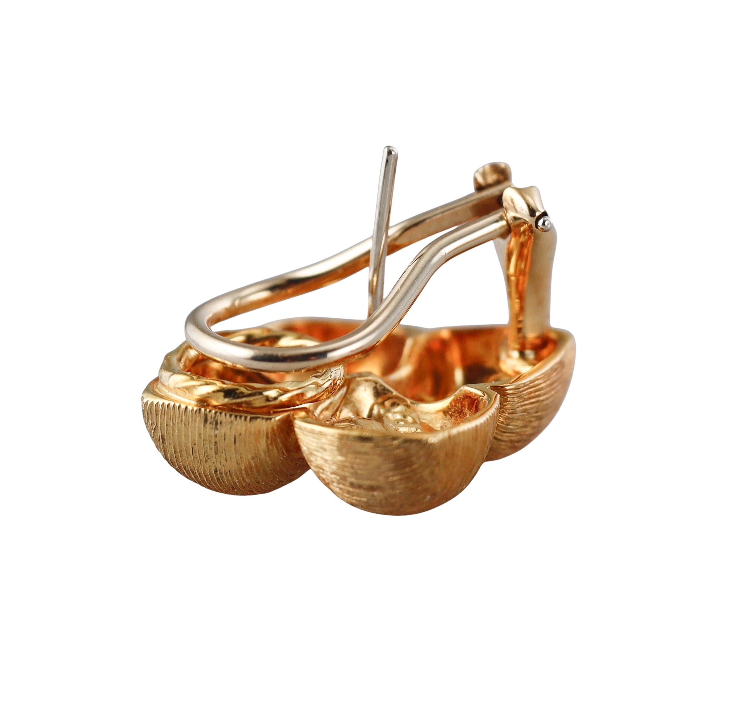 Women's Henry Dunay Brushed Finish Yellow Gold Earrings For Sale