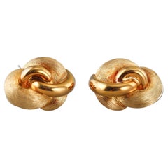 Henry Dunay Gebürstetes Finish Gelbgold Knoten Ohrringe