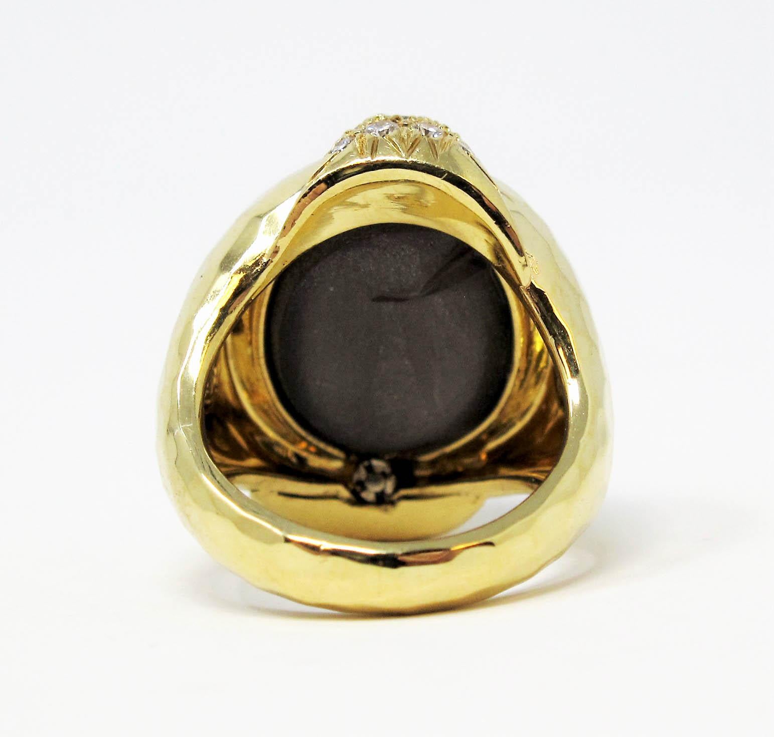 Contemporary Henry Dunay Cabochon Cat's Eye Sillimanite and Diamond Dome Ring 18 Karat For Sale