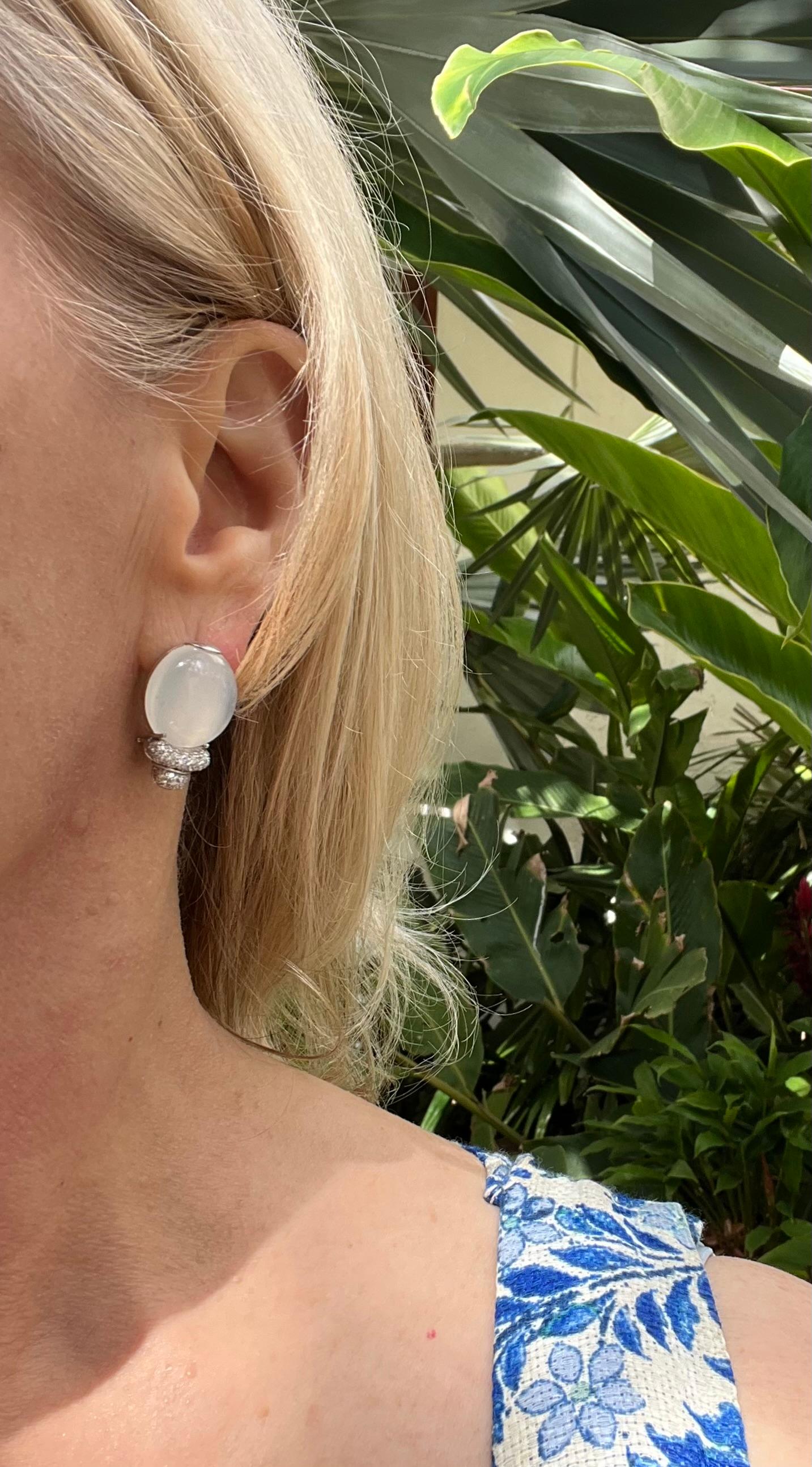 Henry Dunay Cat's Eye Moonstone Diamond Earrings In Excellent Condition In Palm Beach, FL