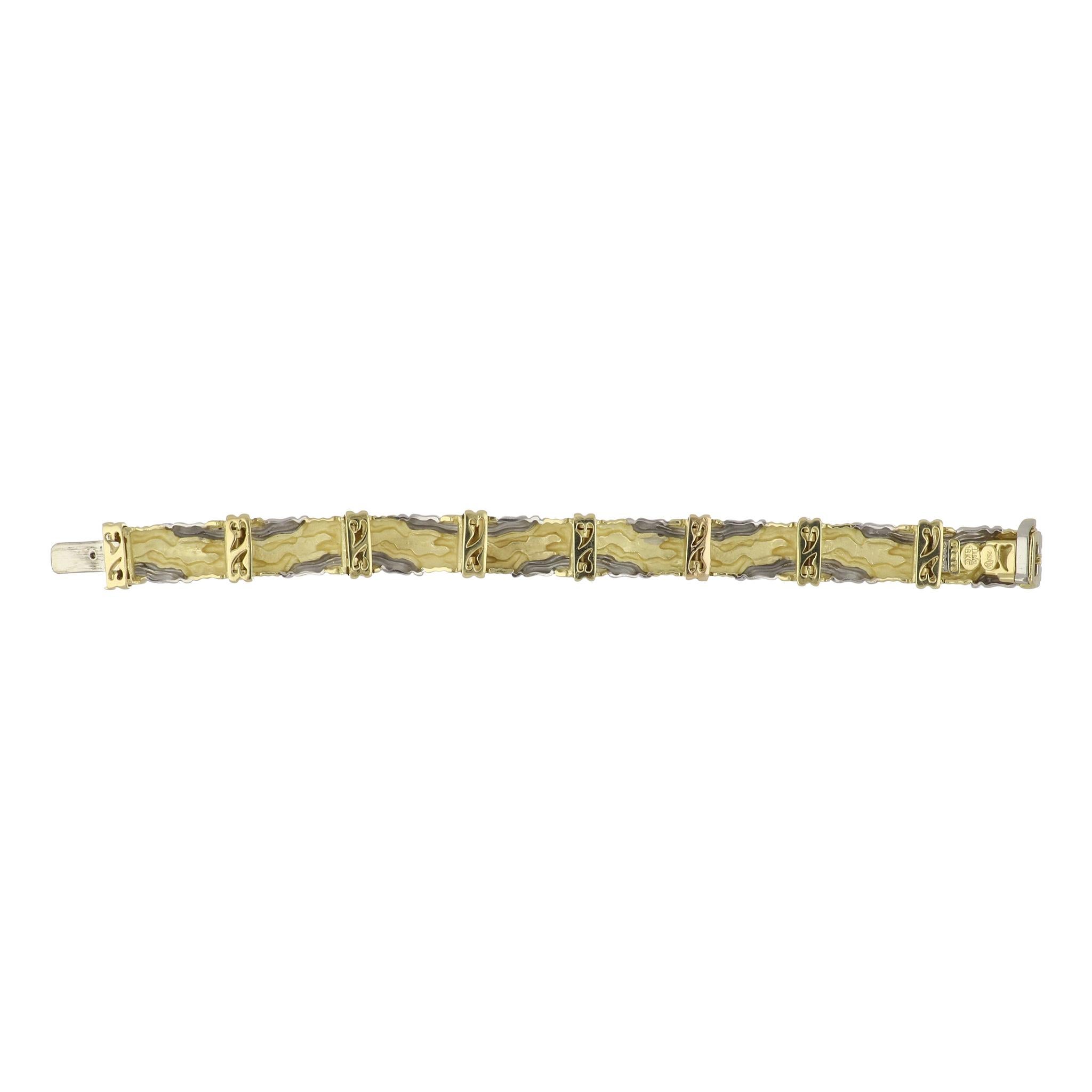 Contemporary Henry Dunay Cinnabar Bracelet in 18K Gold and Platinum For Sale