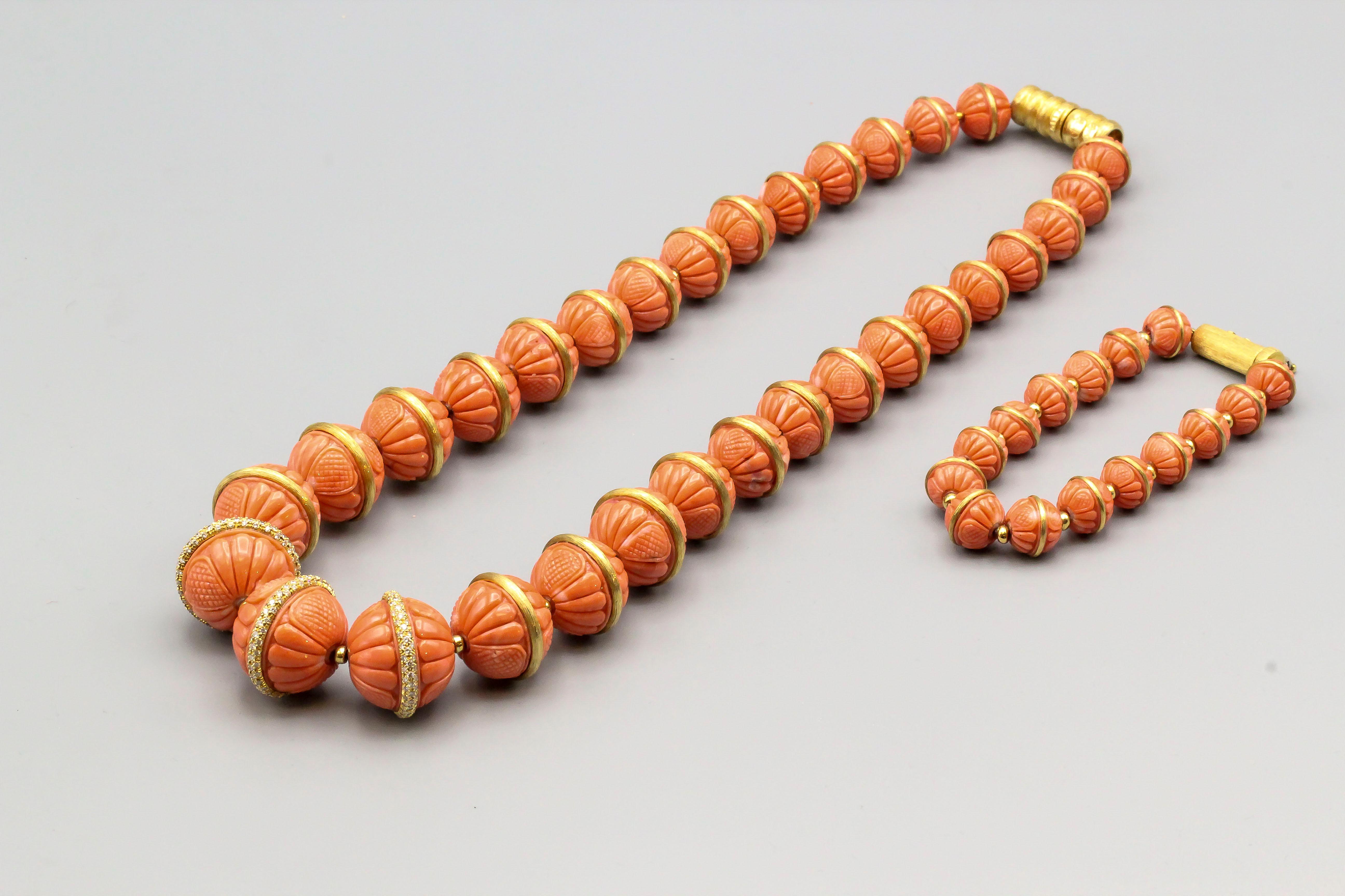 Henry Dunay Coral Diamond and 18 Karat Gold Necklace Bracelet Suite In Excellent Condition In New York City, NY