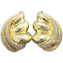 Henry Dunay Diamond Earrings 18 Karat Yellow Gold