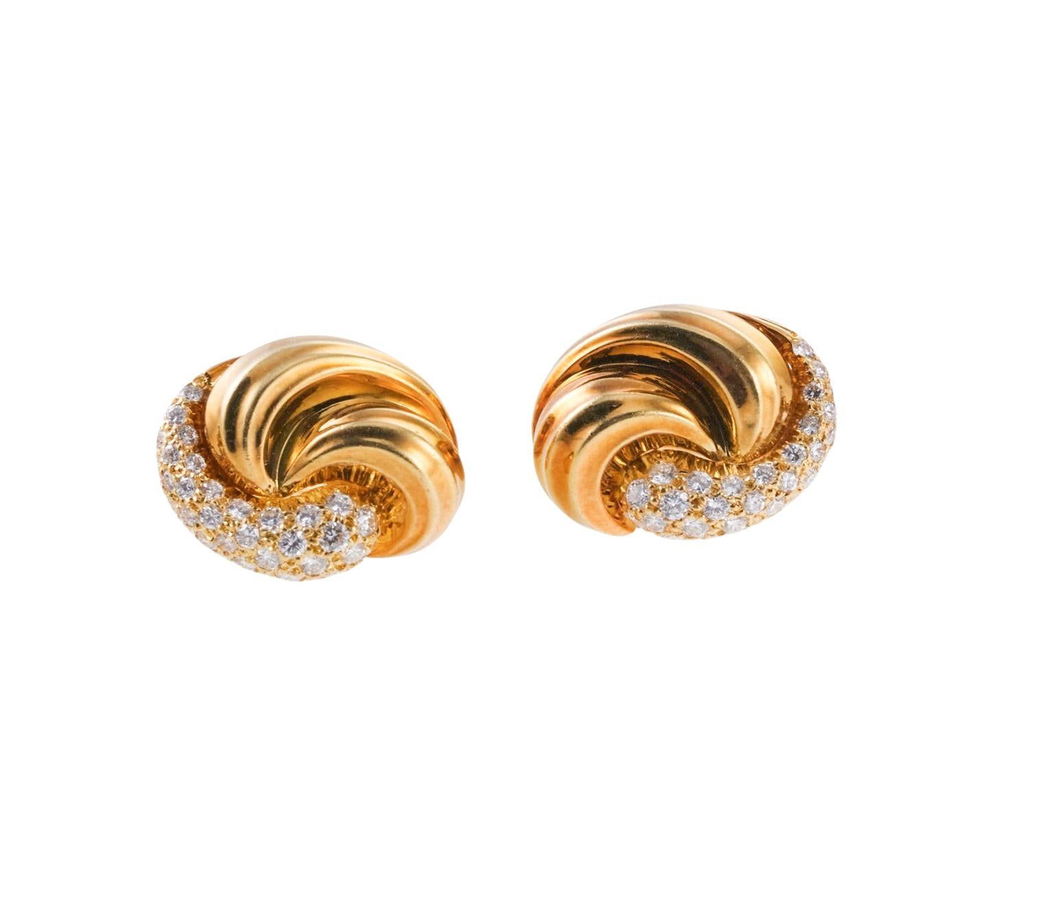 Henry Dunay Diamond Gold Earrings For Sale 5