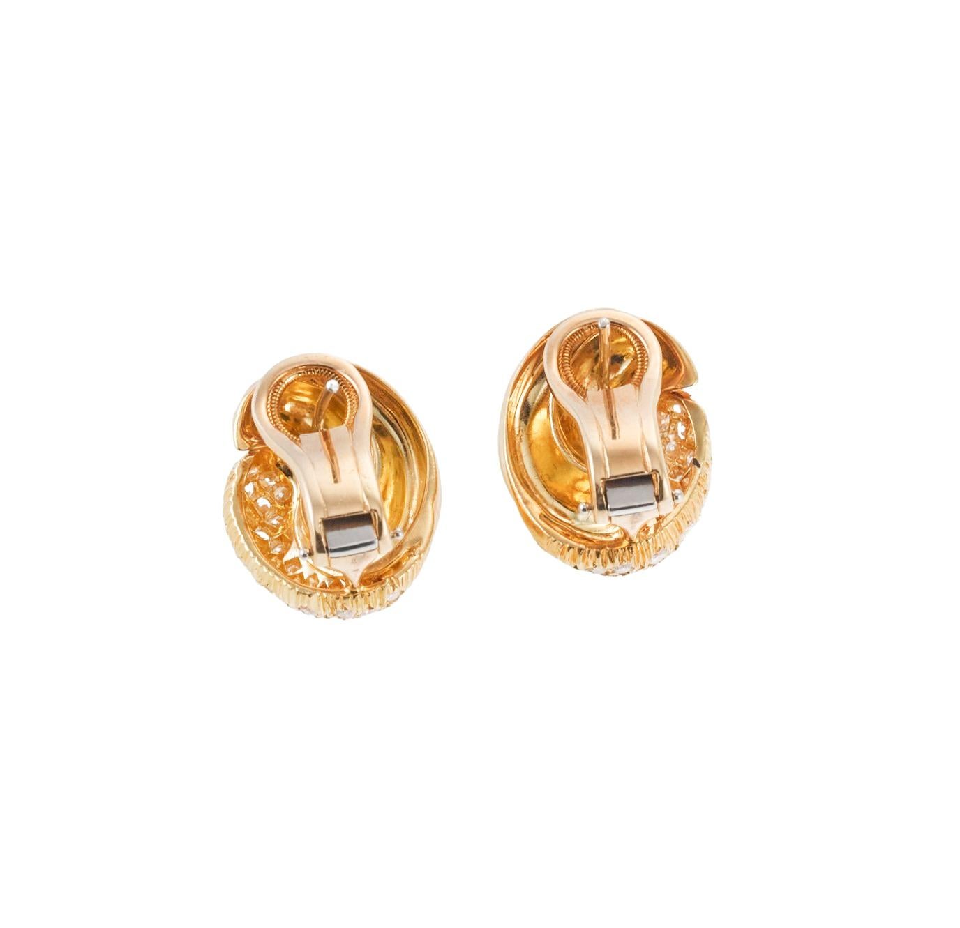 Henry Dunay Diamond Gold Earrings For Sale 6