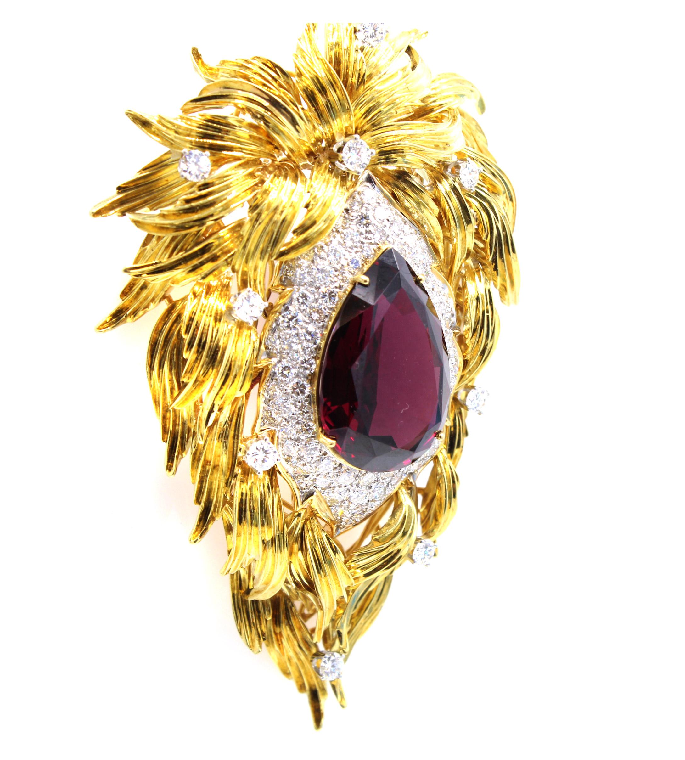Women's or Men's Henry Dunay Diamond Rhodolite Garnet 18 Karat Gold Brooch