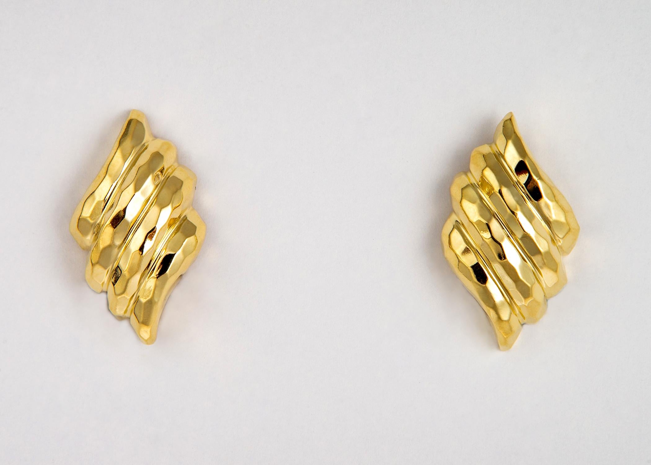 Contemporary Henry Dunay Faceted Collection Gold Earrings For Sale