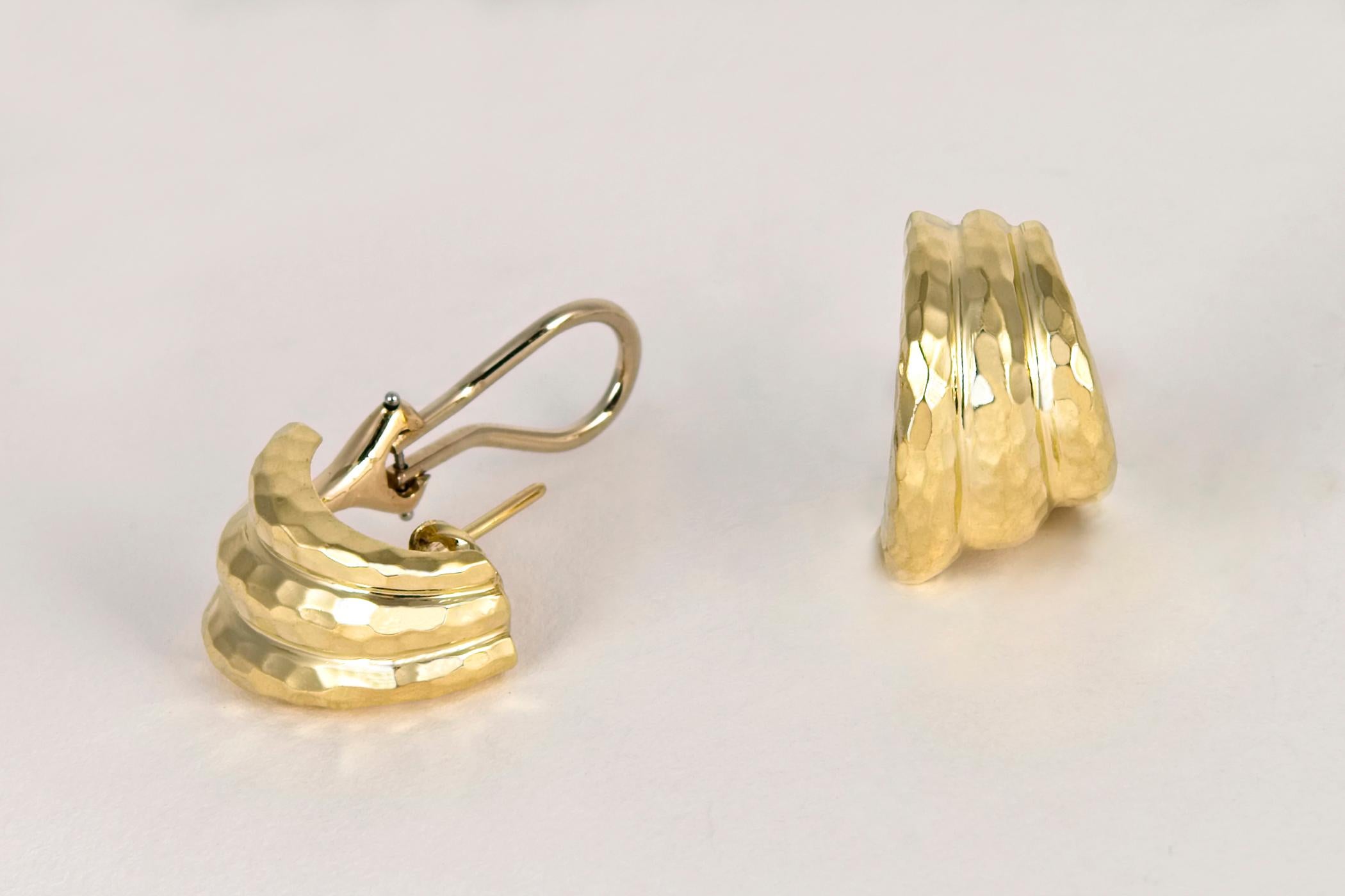 Henry Dunay Faceted Collection Gold Earrings In Excellent Condition In Atlanta, GA