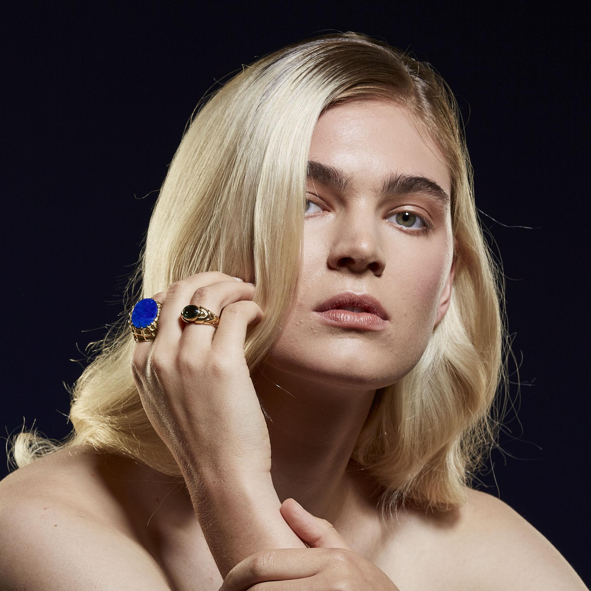 Henry Dunay Gold and Lapis Cocktail Ring For Sale 2