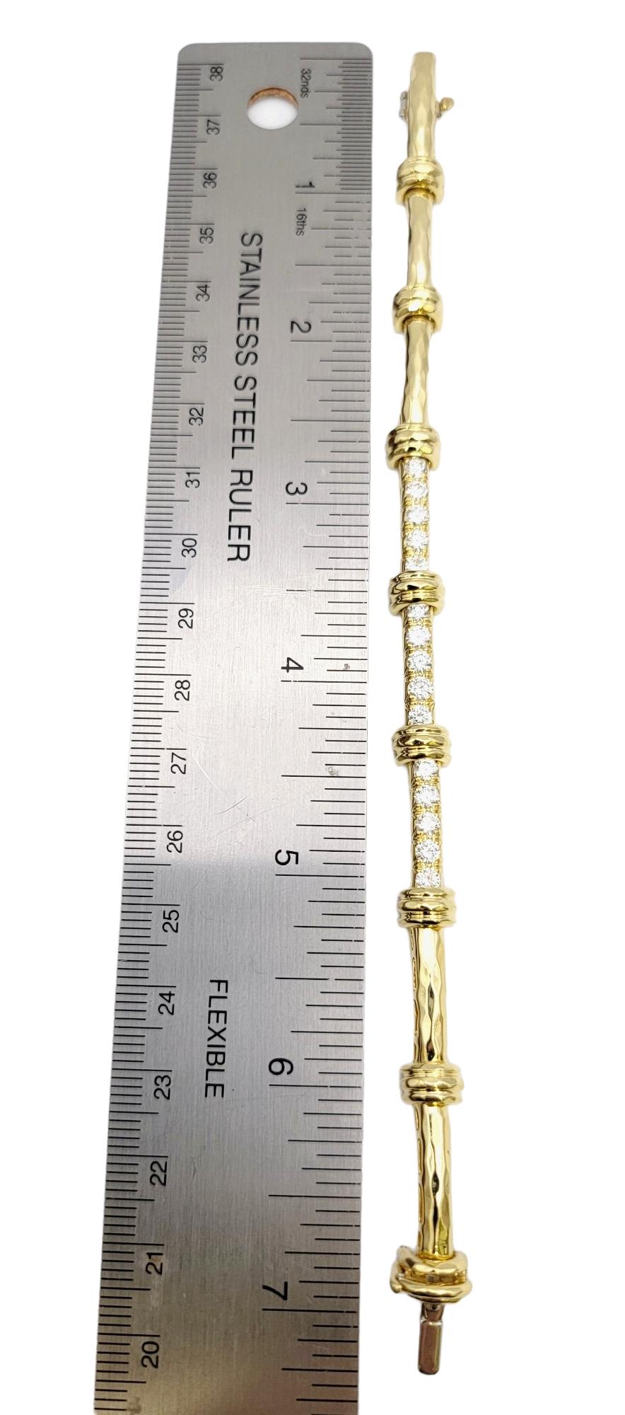 Gehämmertes Gliederarmband aus 18 Karat Gelbgold von Henry Dunay mit F-G-Diamanten 9